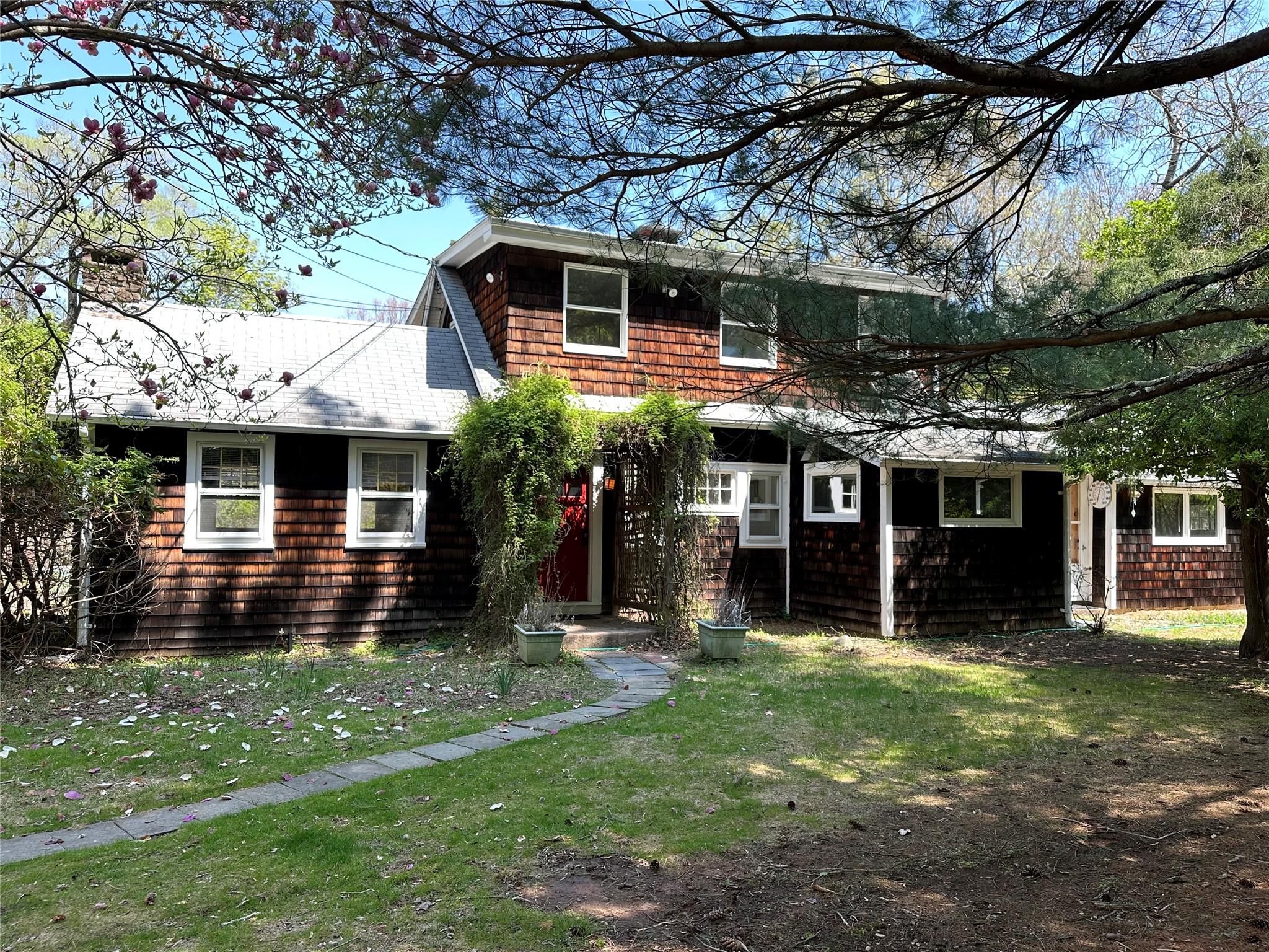 15 East Lane Property Photo