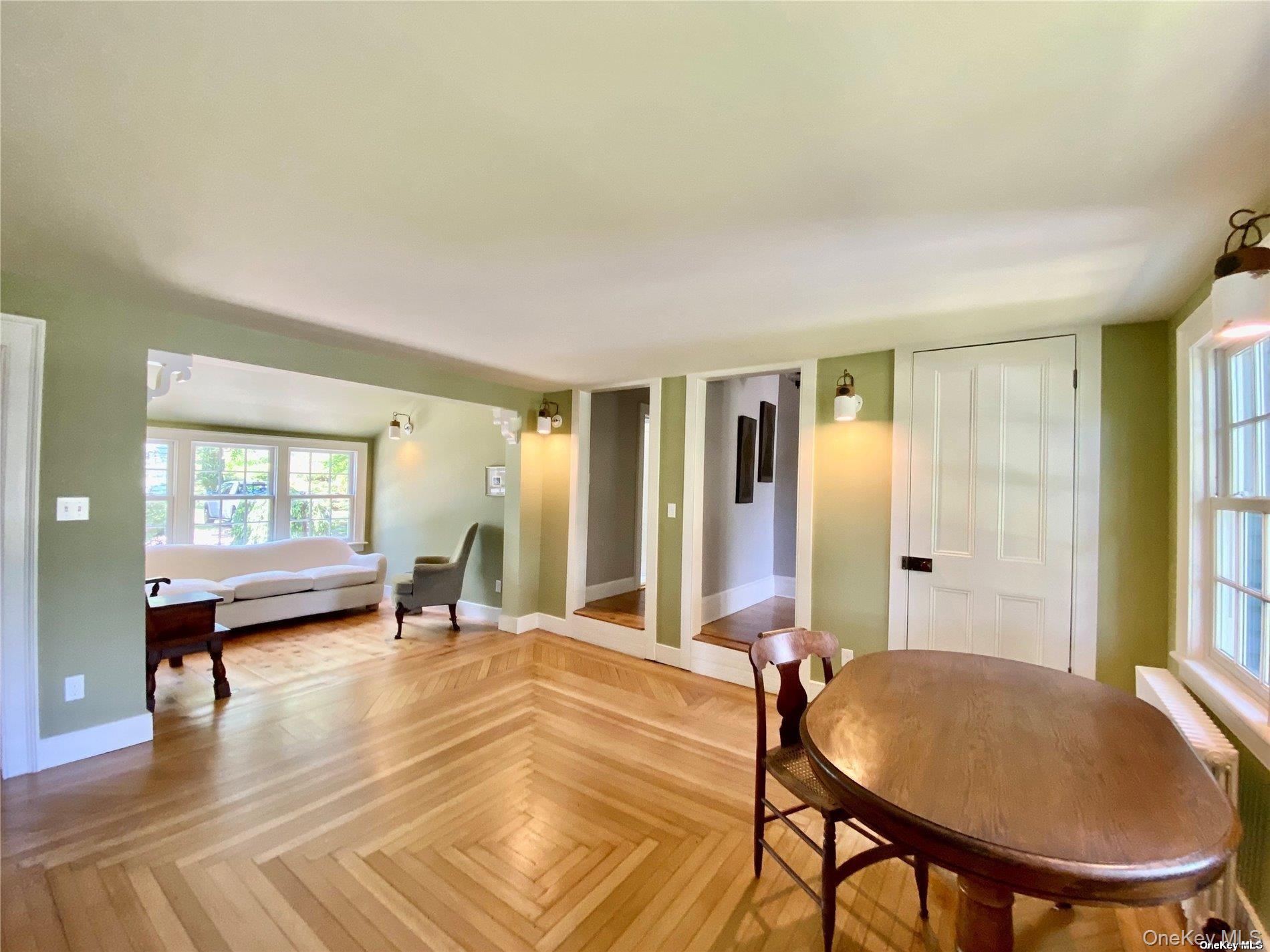 1685 Peconic Lane Property Photo 10