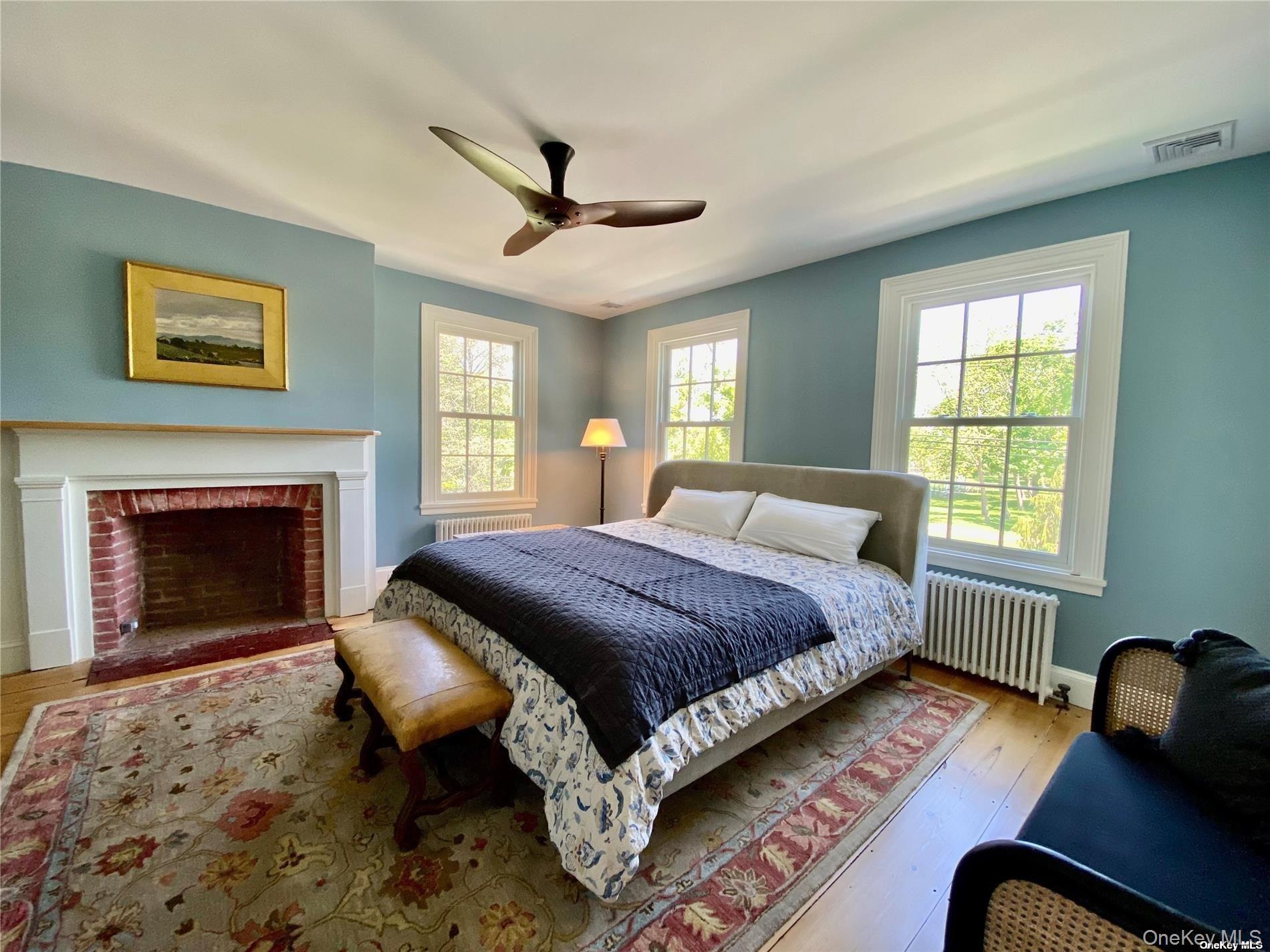 1685 Peconic Lane Property Photo 12