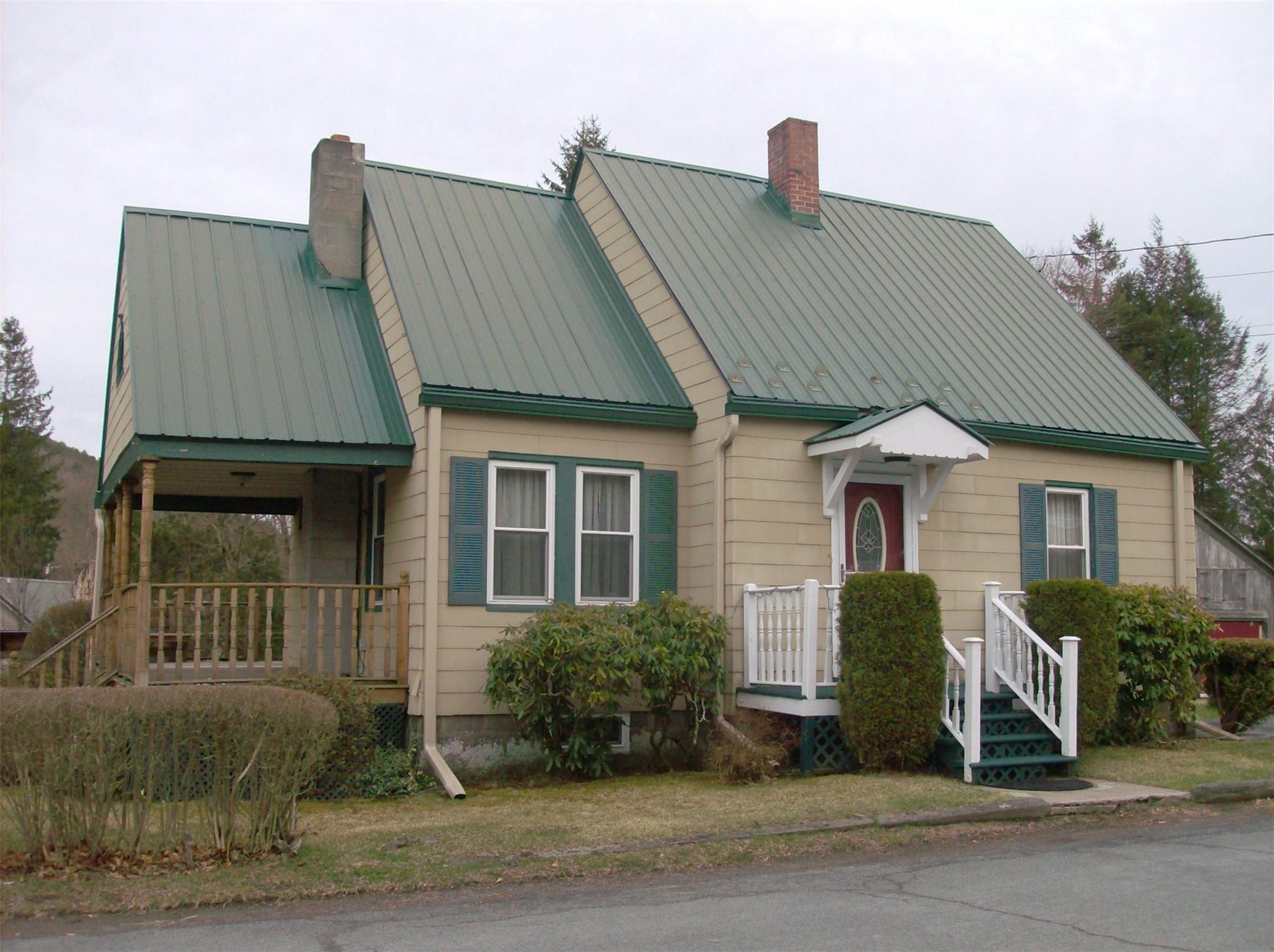 9 Academy Street Property Photo