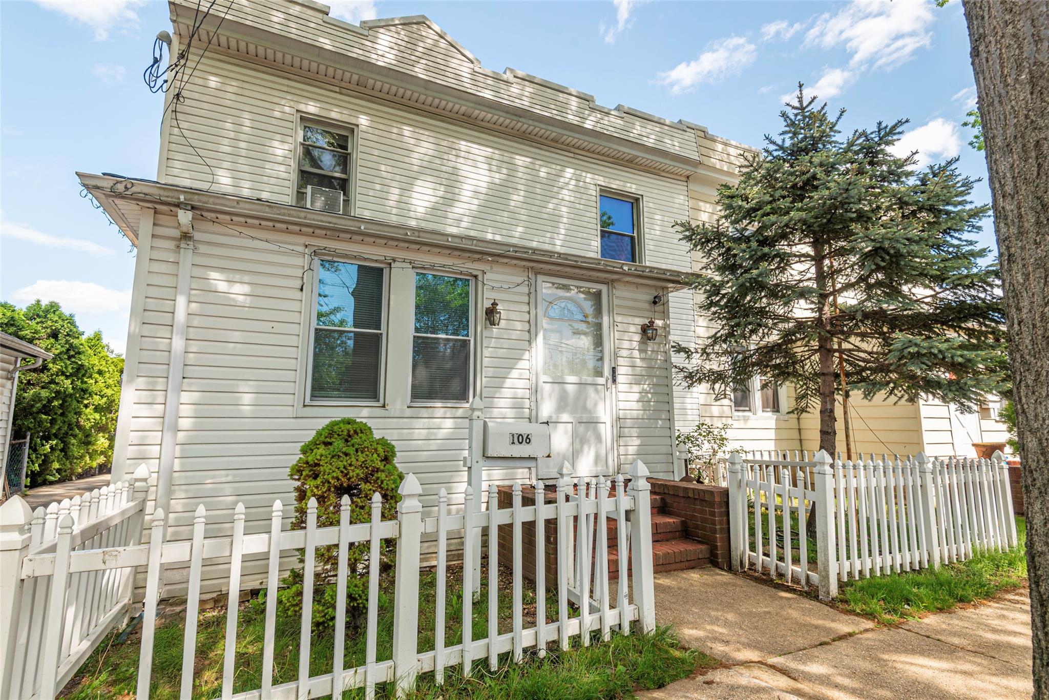 106 S 10 Street Property Photo 3