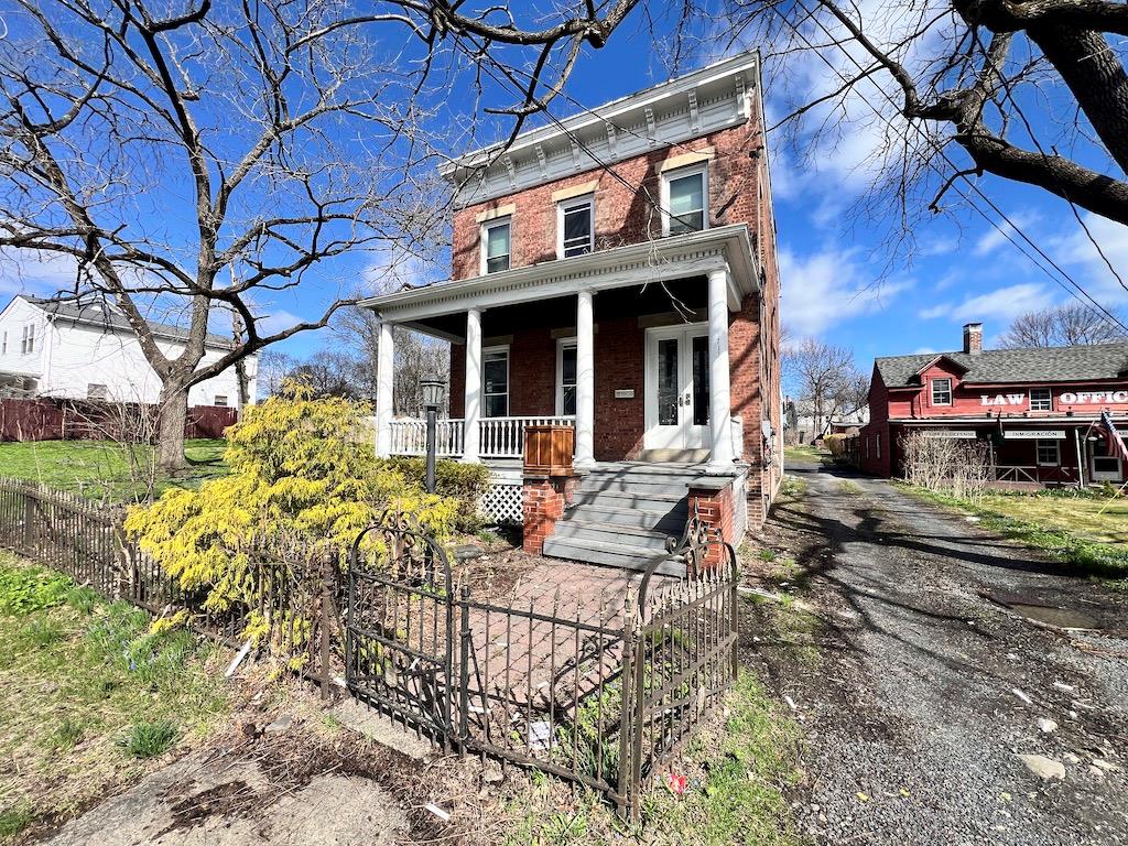 730 Broadway Property Photo