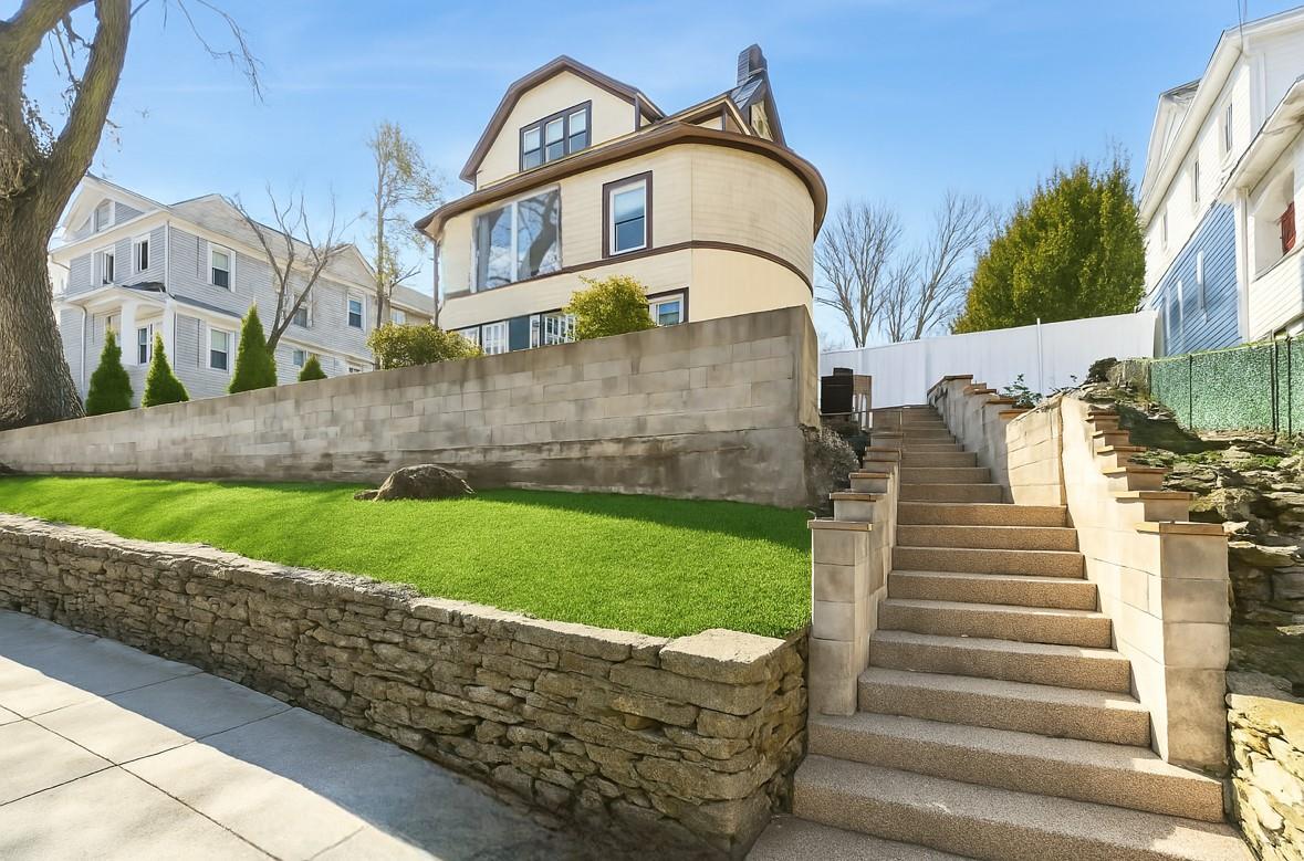 22 Landscape Avenue Property Photo