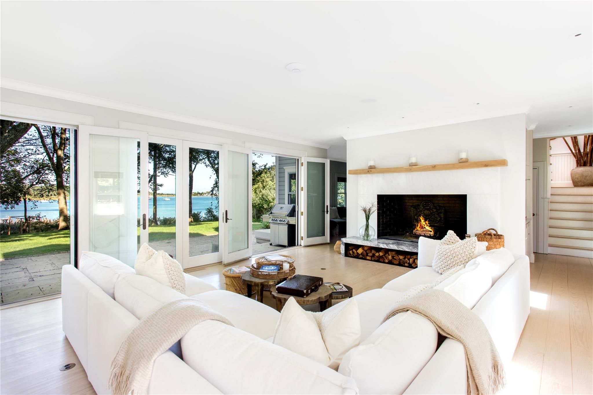 203 Noyack Road Property Photo