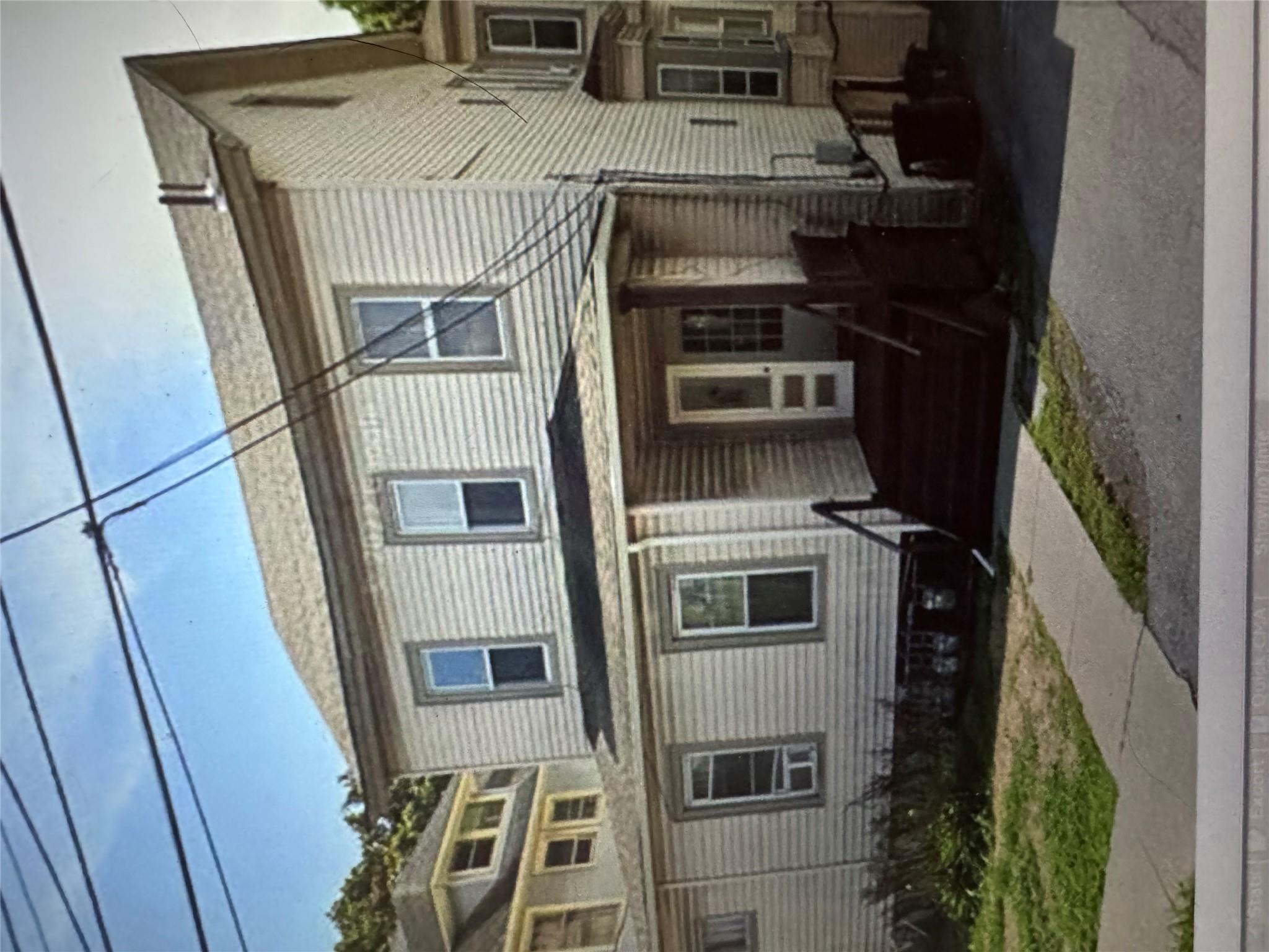 122 W Main Street Property Photo