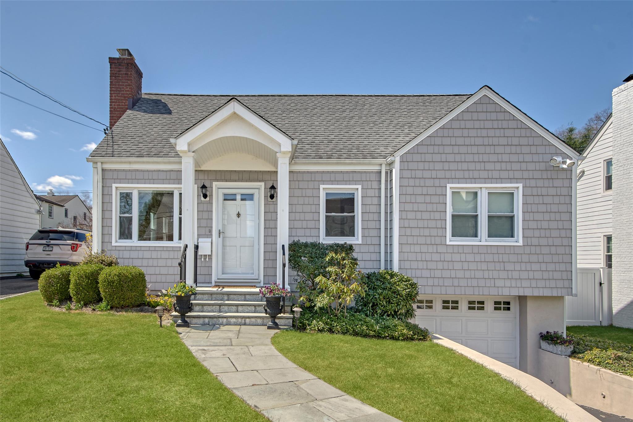 148 Frank Avenue Property Photo
