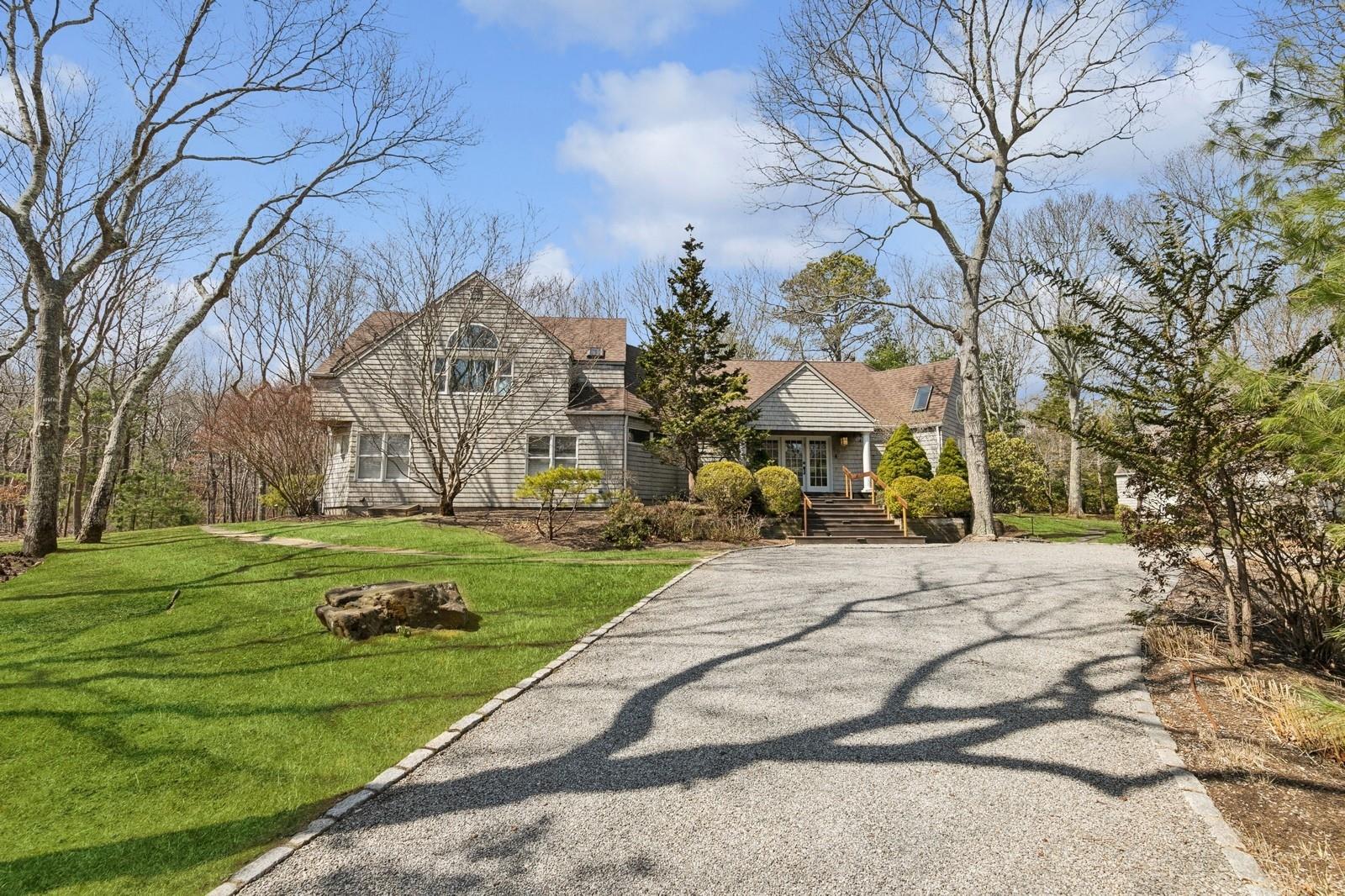 9 Long Hill Road Property Photo
