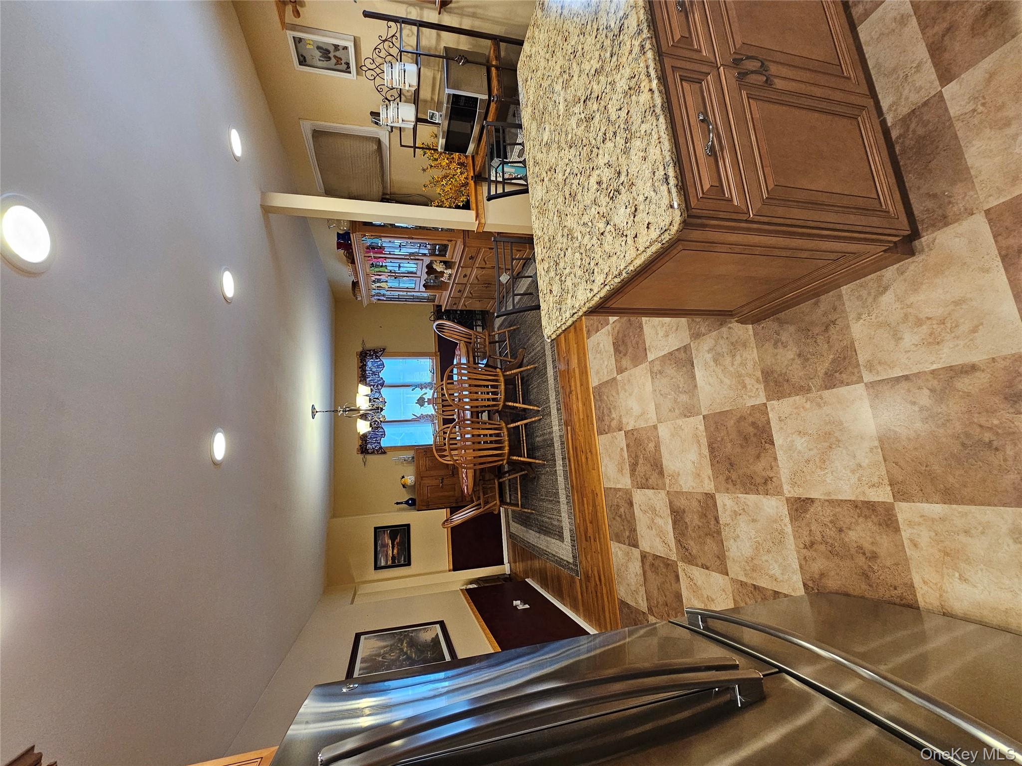 21 Godfrey Avenue Property Photo 7
