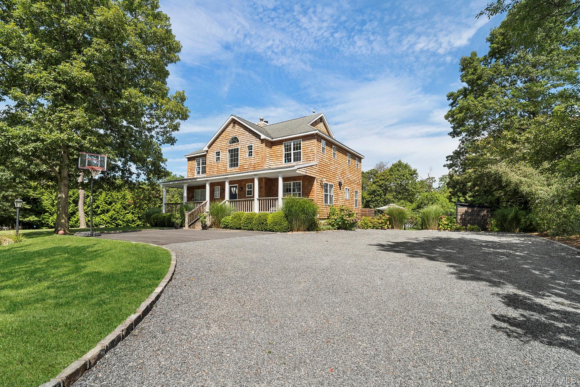 71 Old Canoe Place Road Property Photo 1