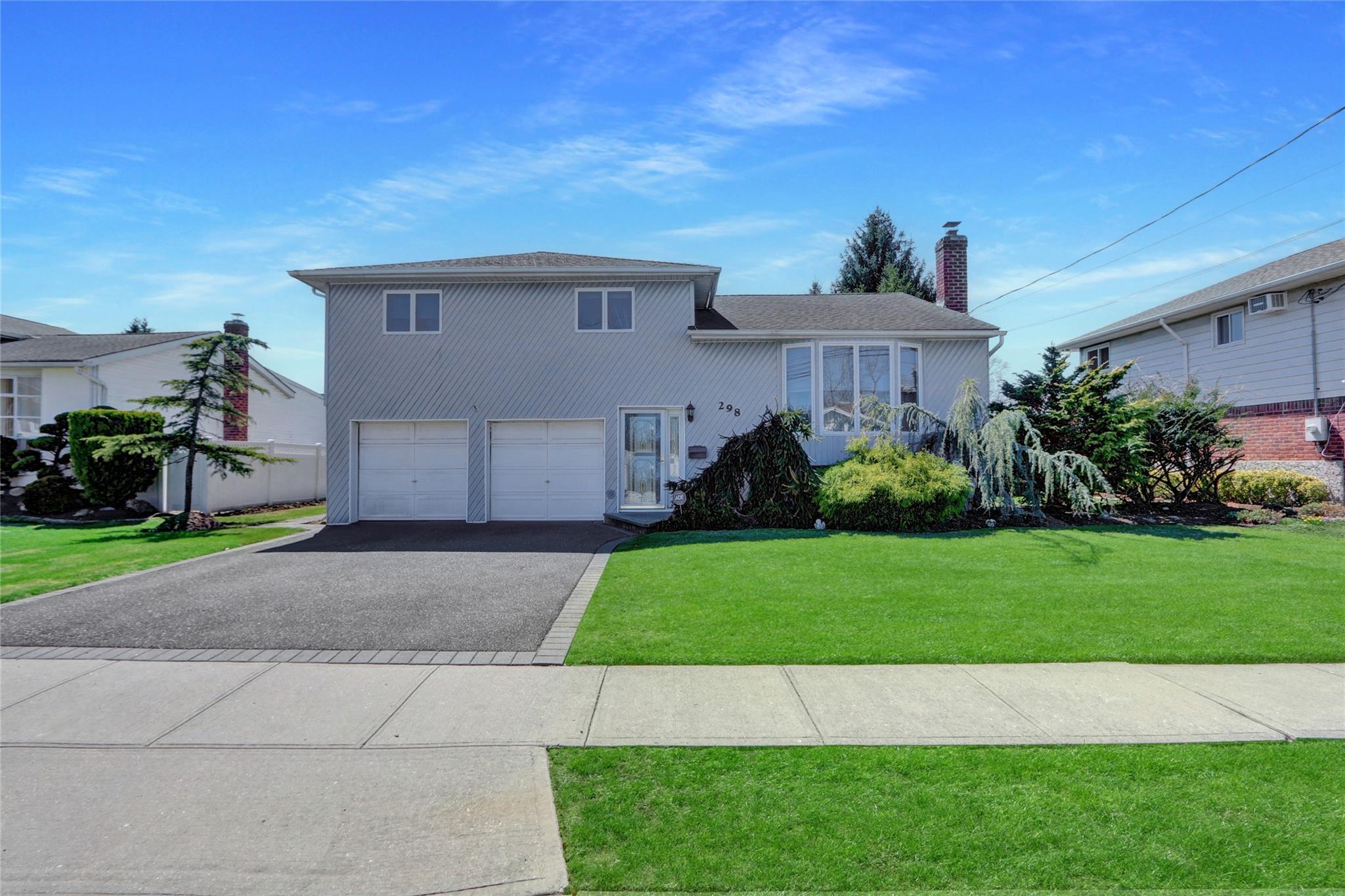 298 Balchen Street Property Photo