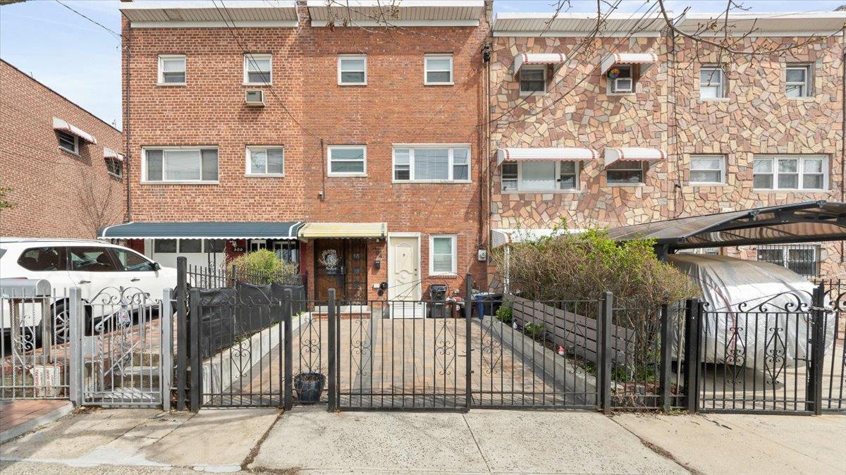 404 Howe Avenue Property Photo