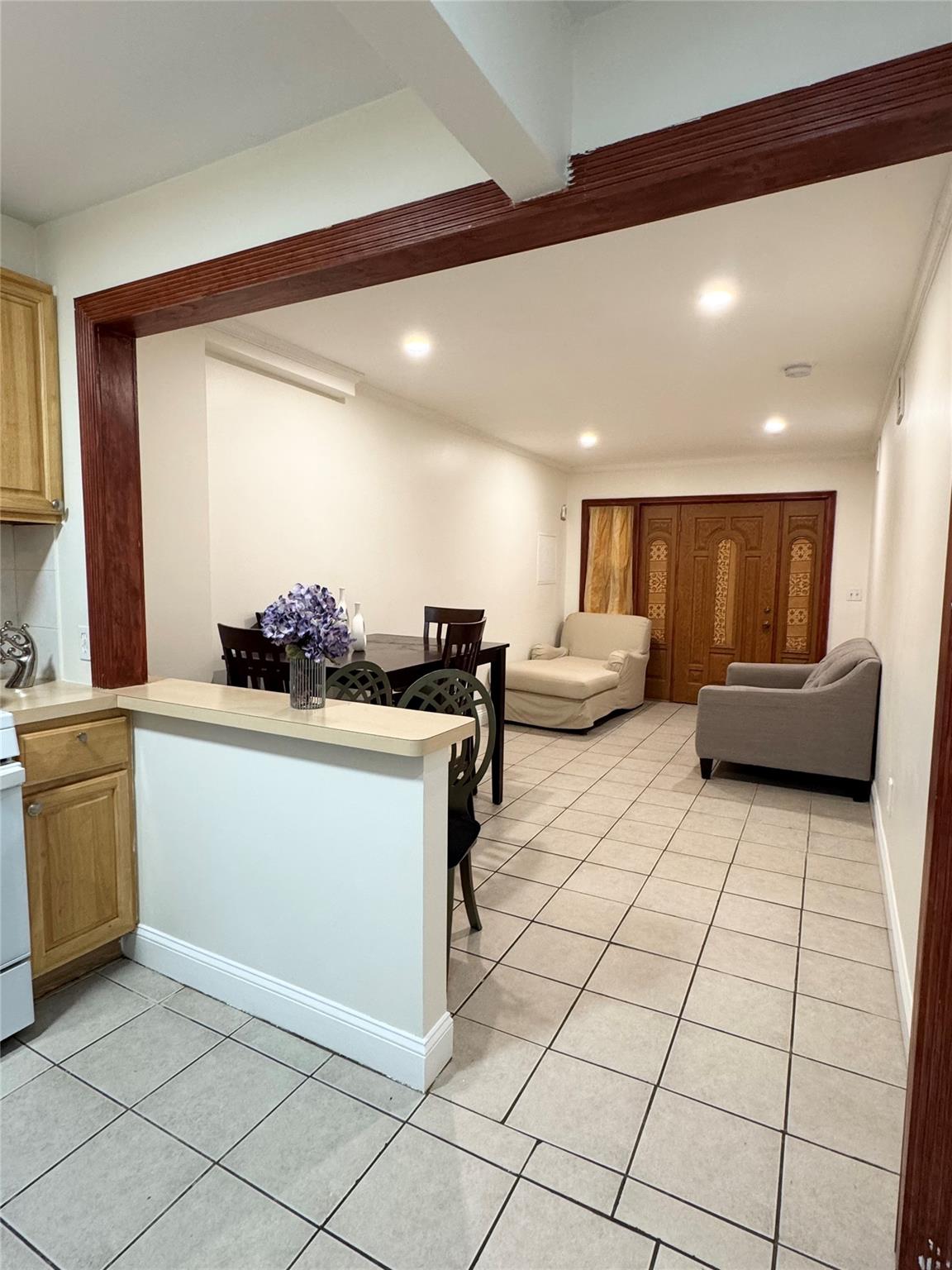 2234 Lacombe Avenue Property Photo