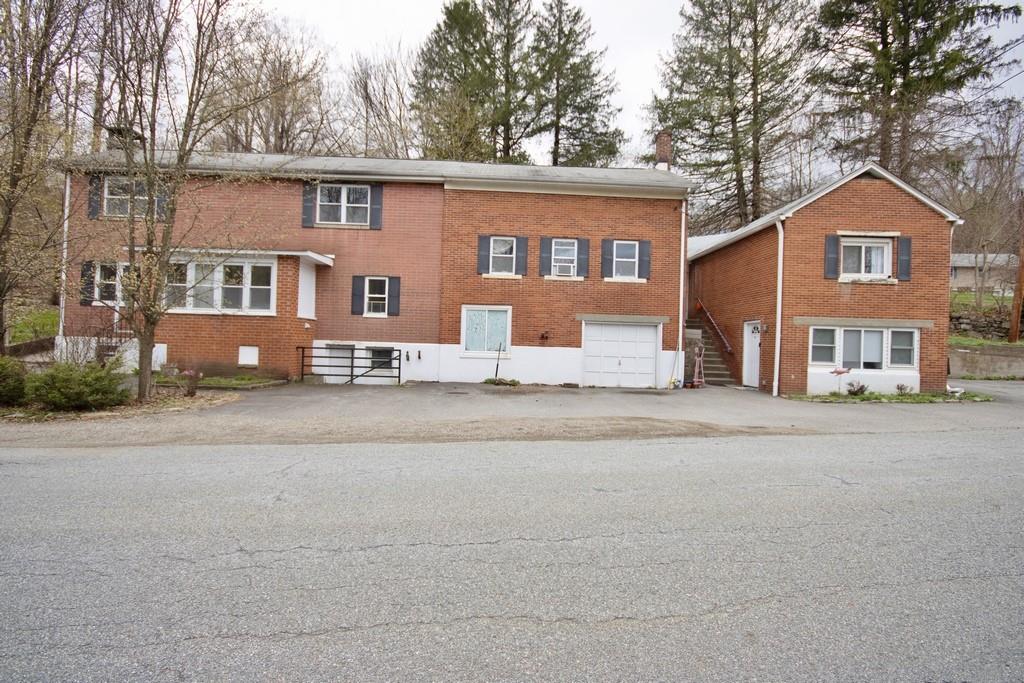 9 Old Albany Post Road Property Photo