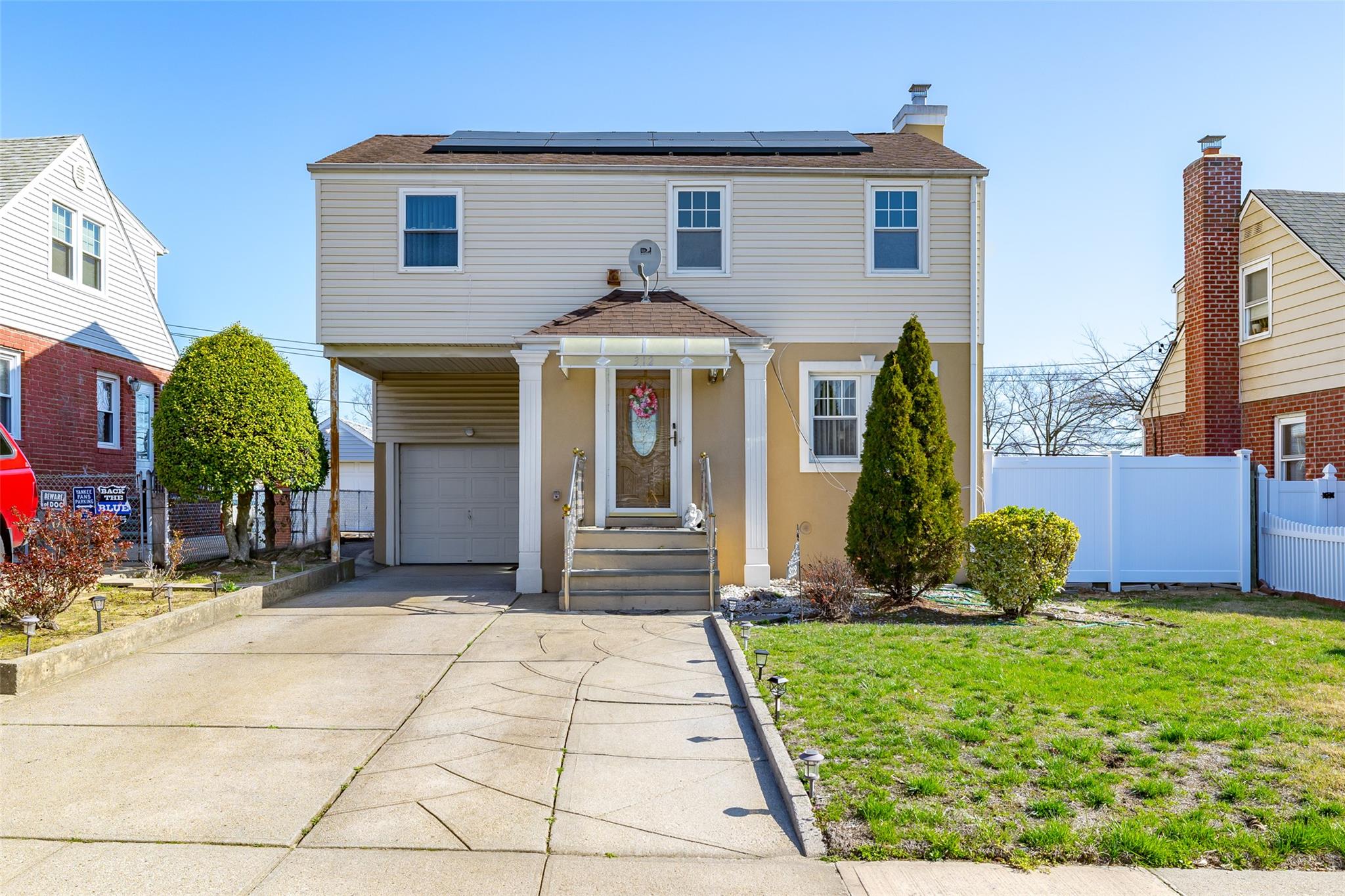 312 Norfeld Boulevard Property Photo