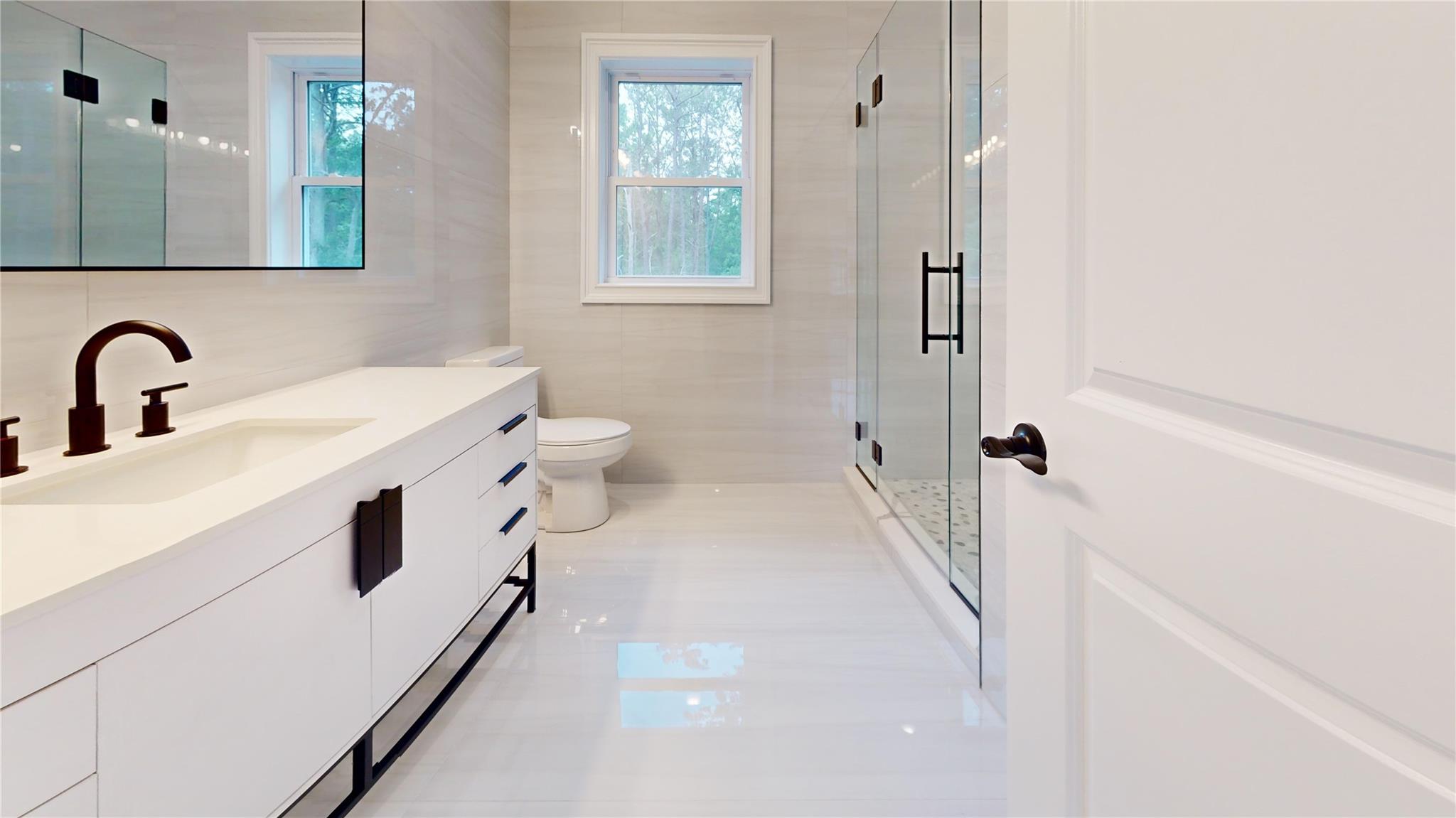 111 Currans Road Property Photo 13