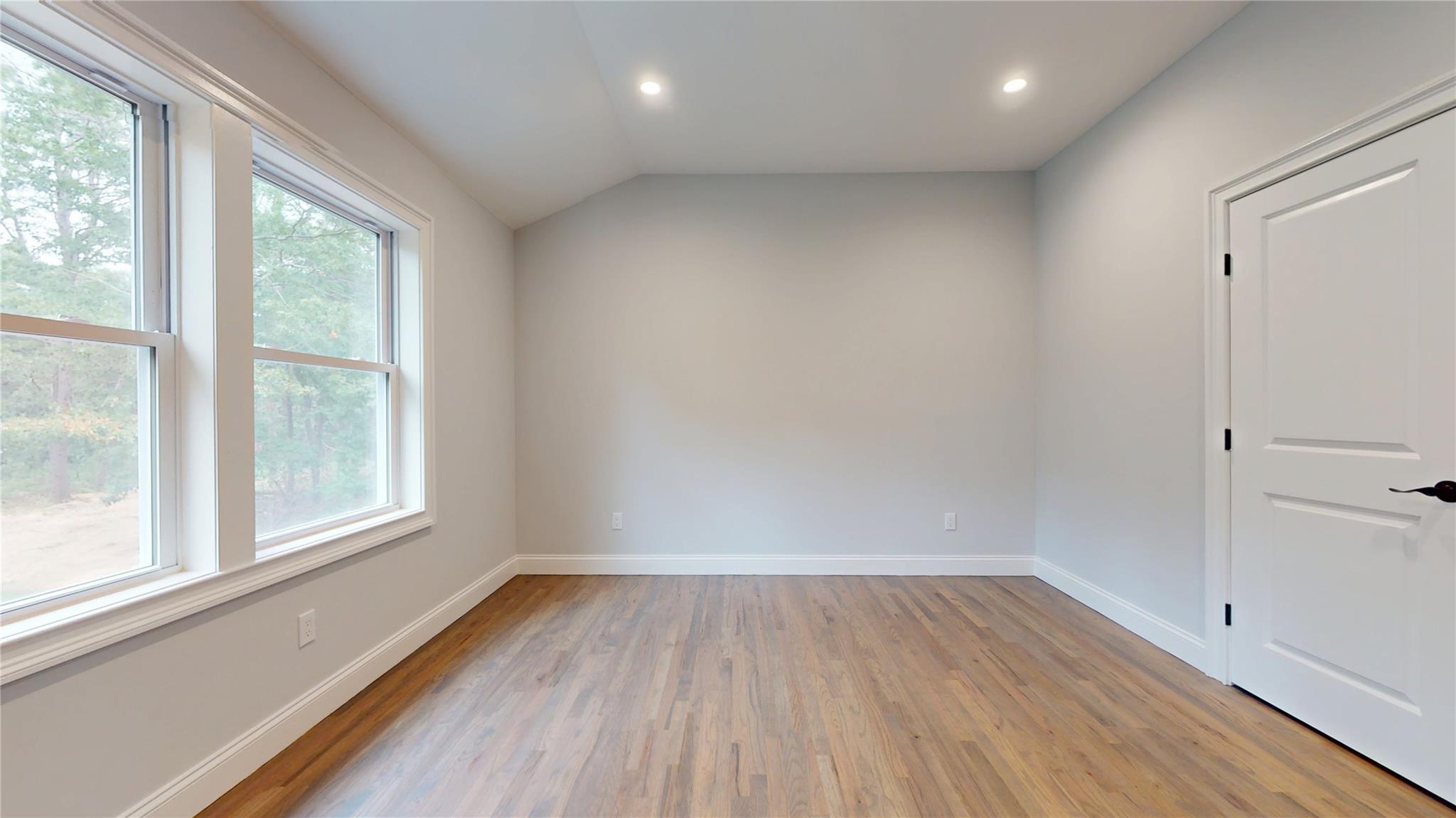 111 Currans Road Property Photo 18