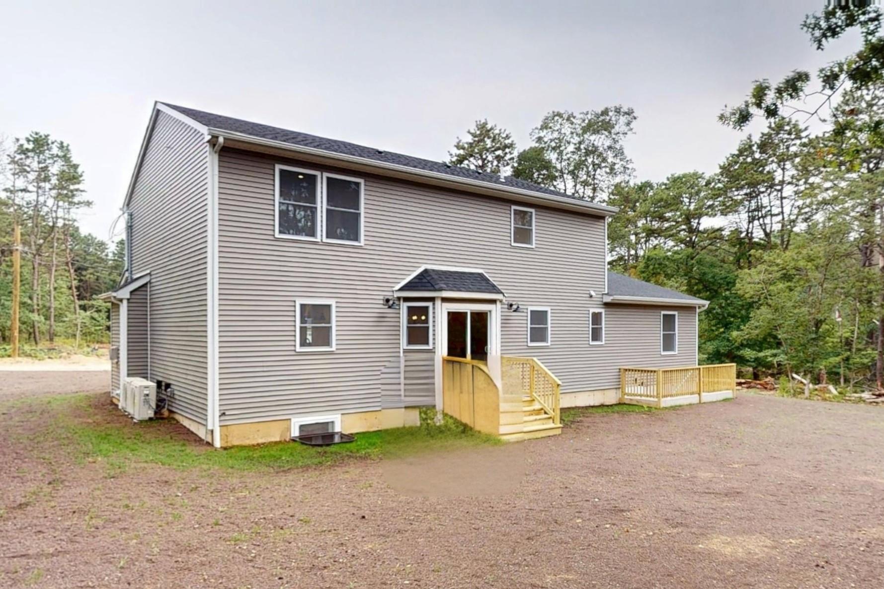 111 Currans Road Property Photo 23