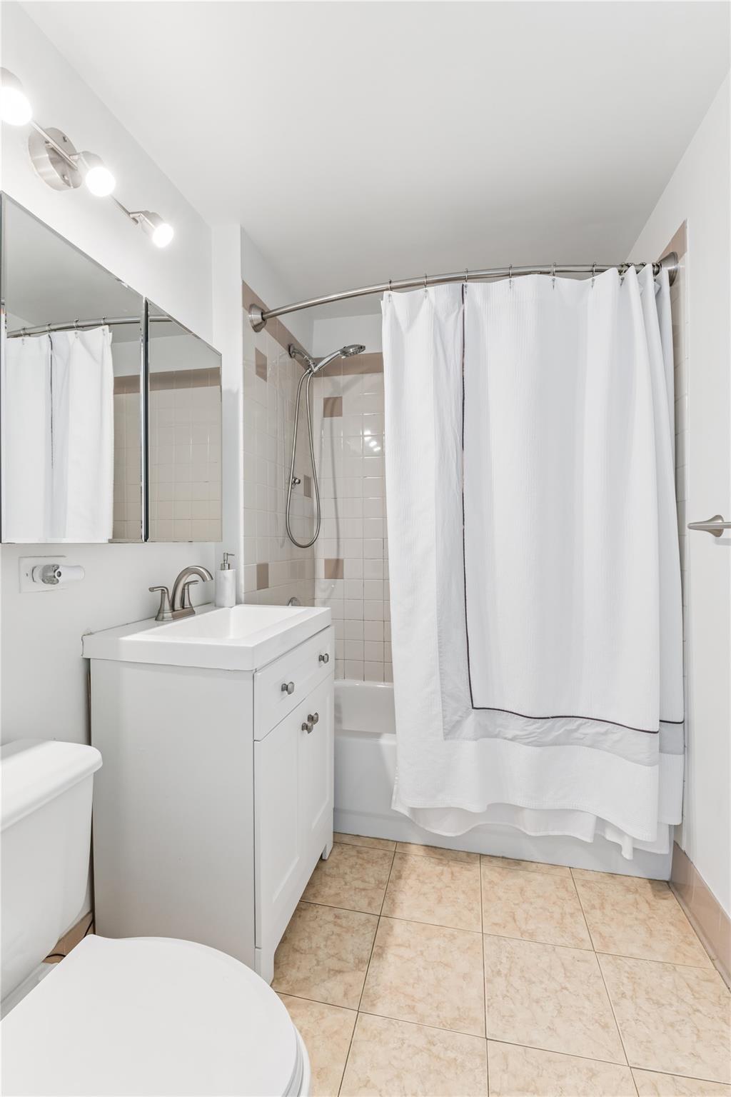 4-74 48th Avenue Ph4d Property Photo 13