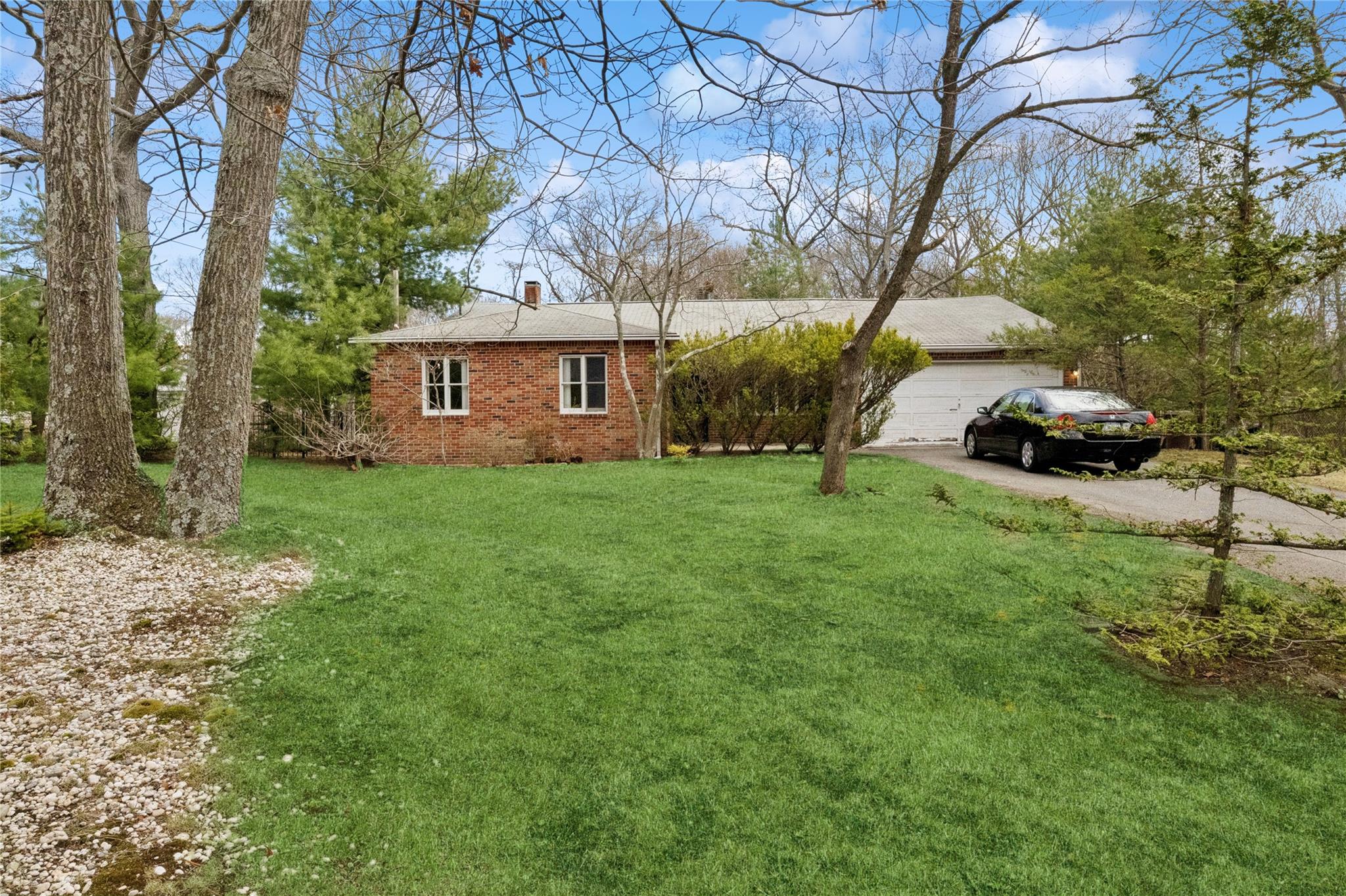 100 Carman Road Property Photo