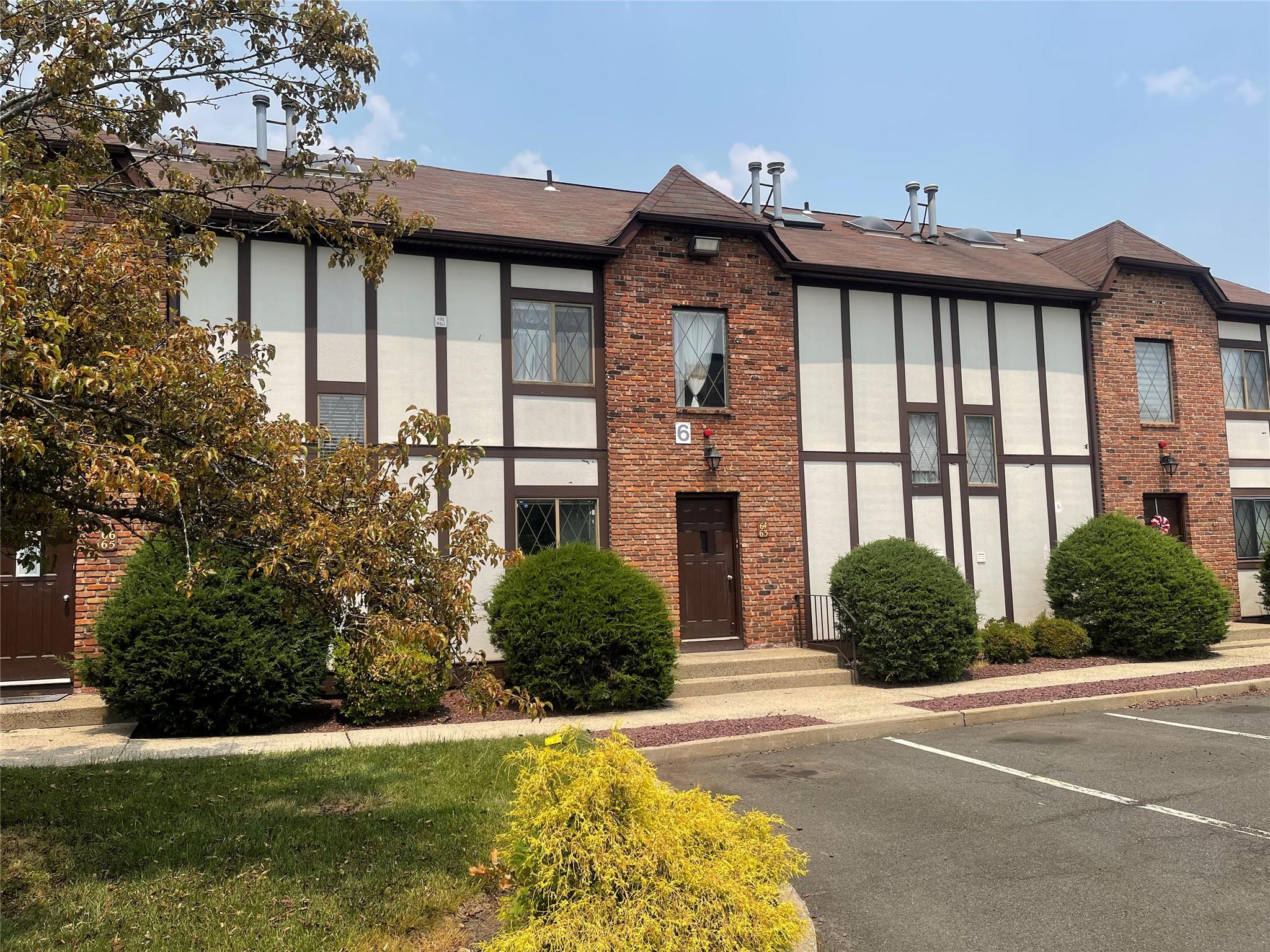 135 W Nyack Road 63 Property Photo