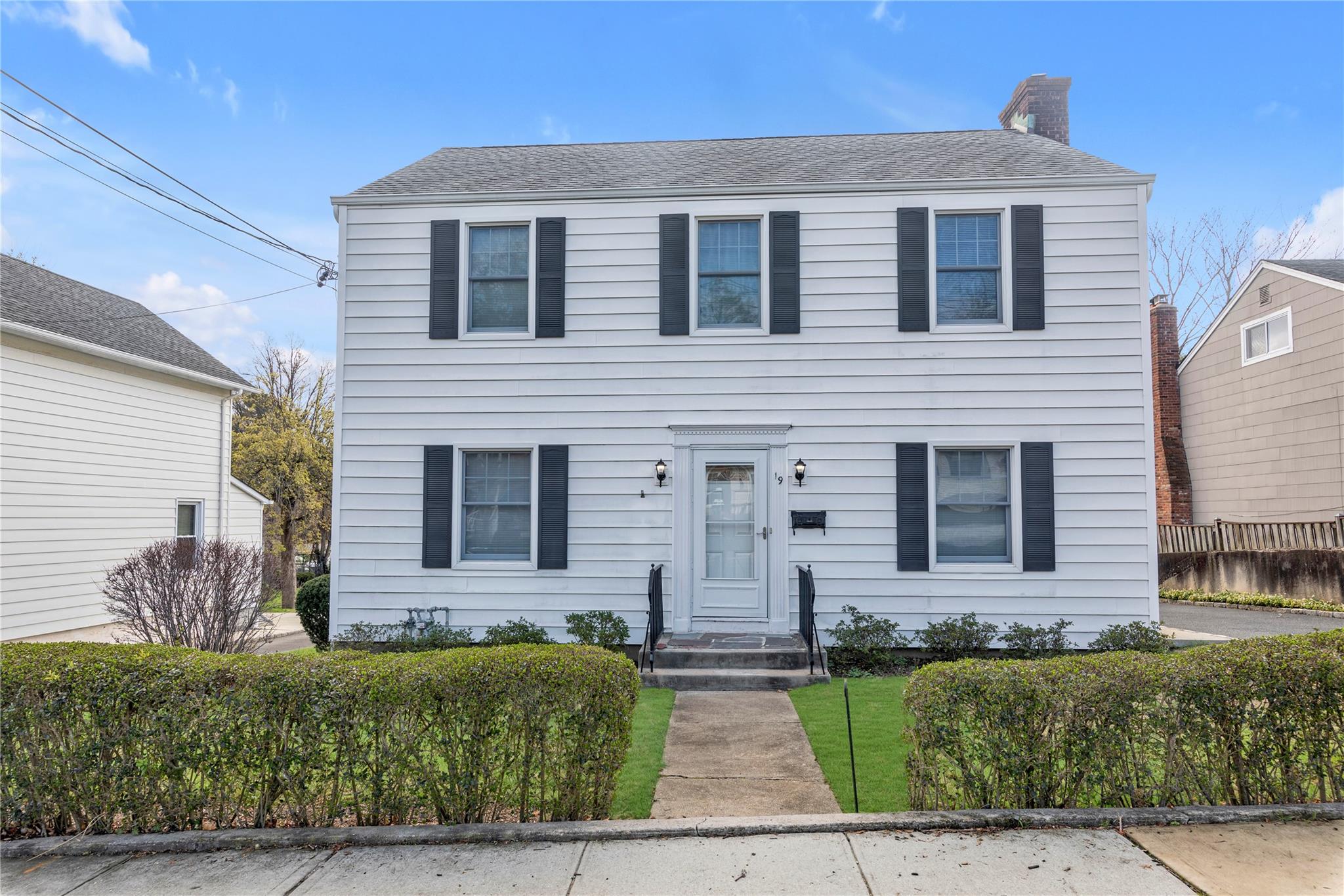 19 Anstice Street Property Photo