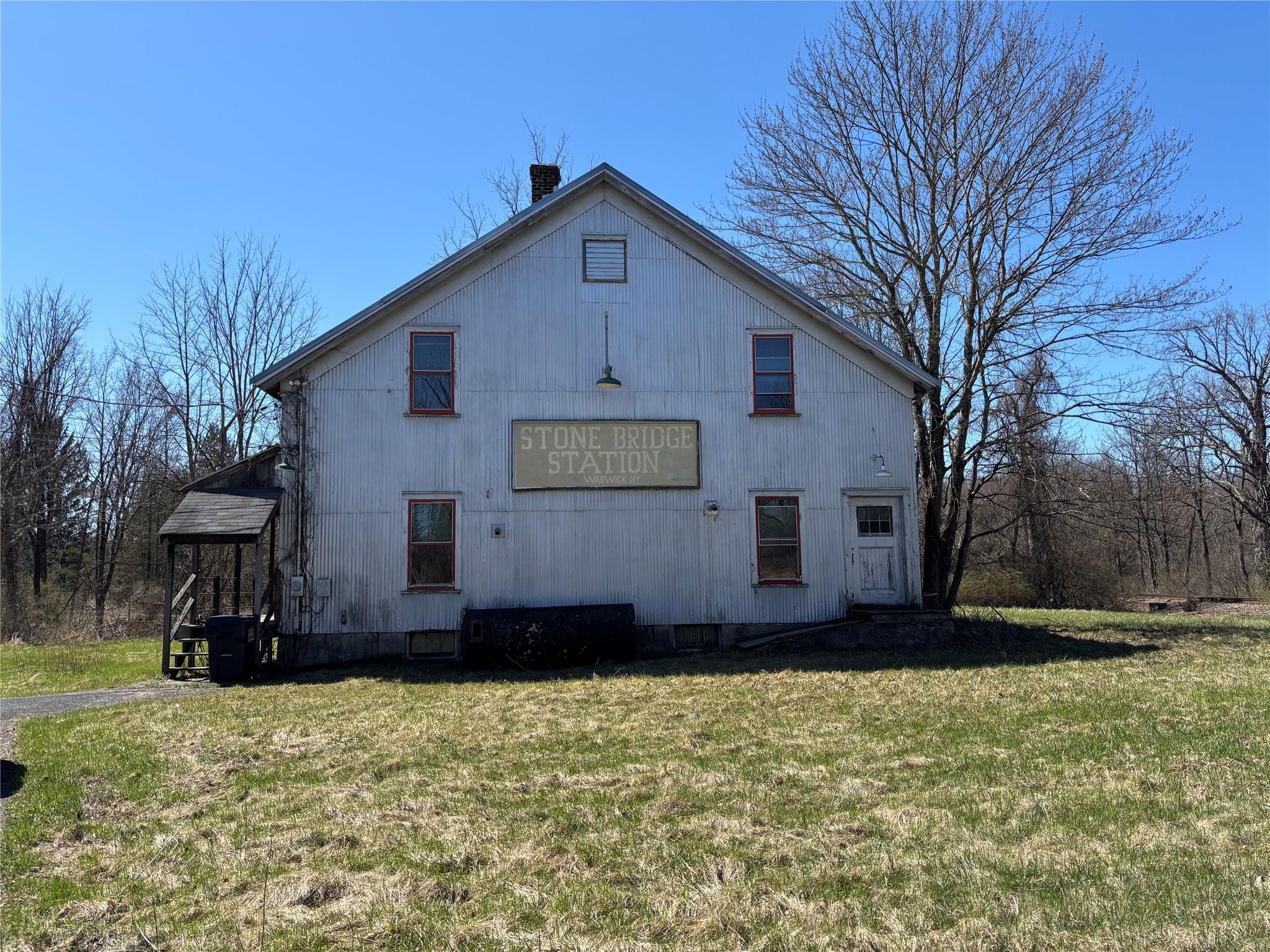 30 Wisner Road Property Photo 5