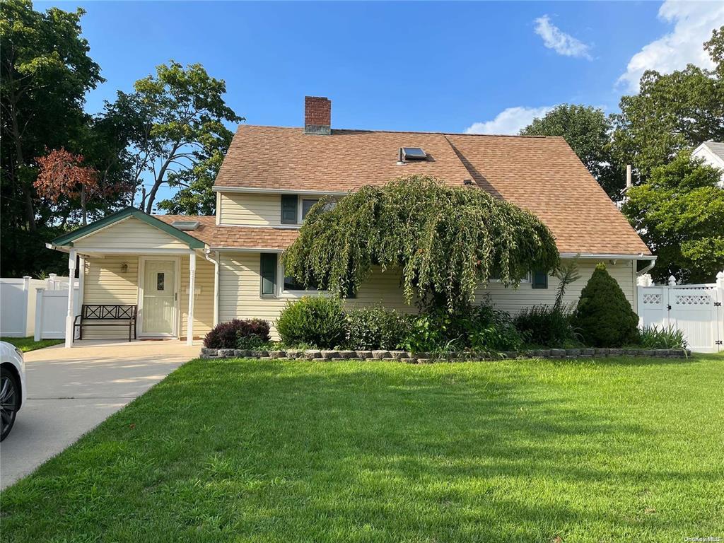 7 Straw Lane Property Photo