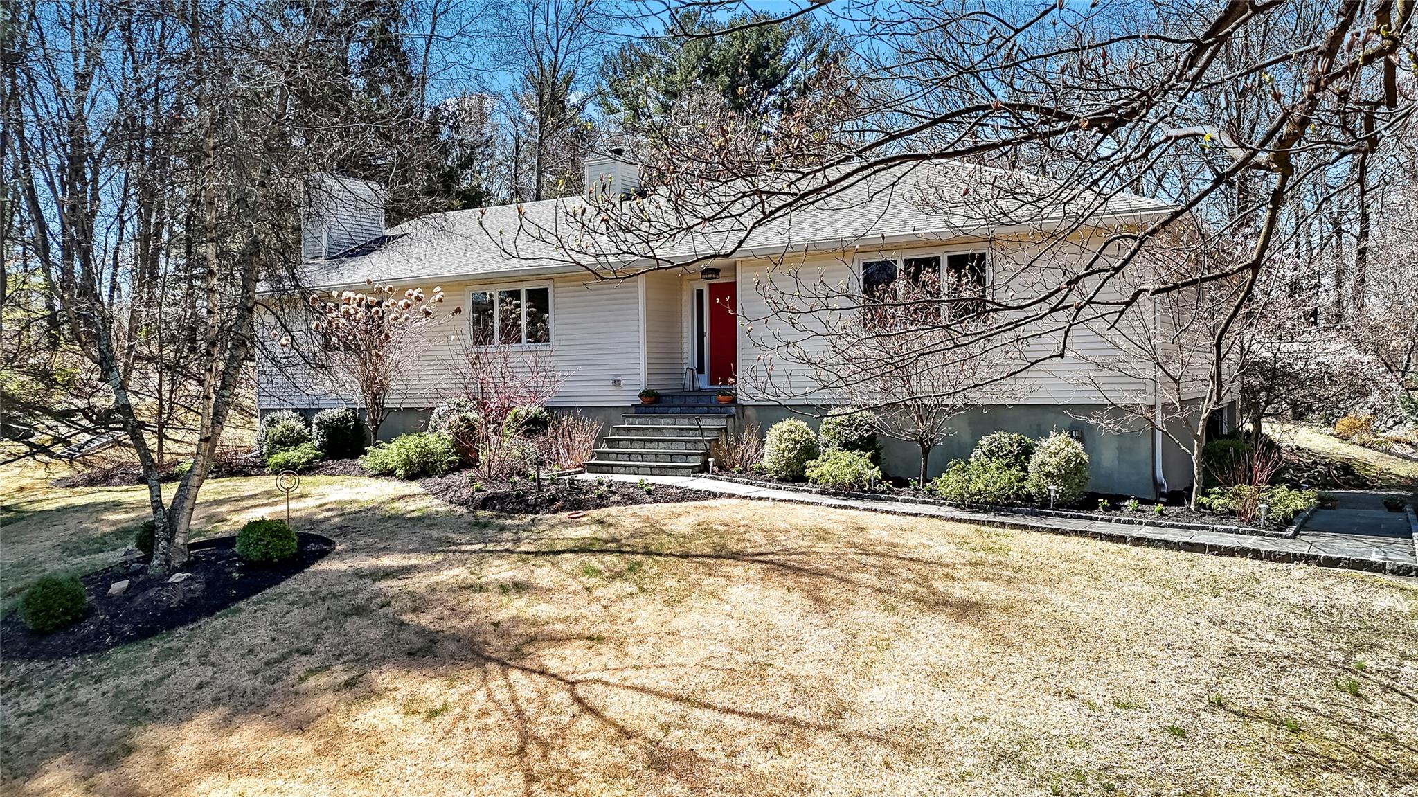 Hendrick Hudson Real Estate Listings Main Image