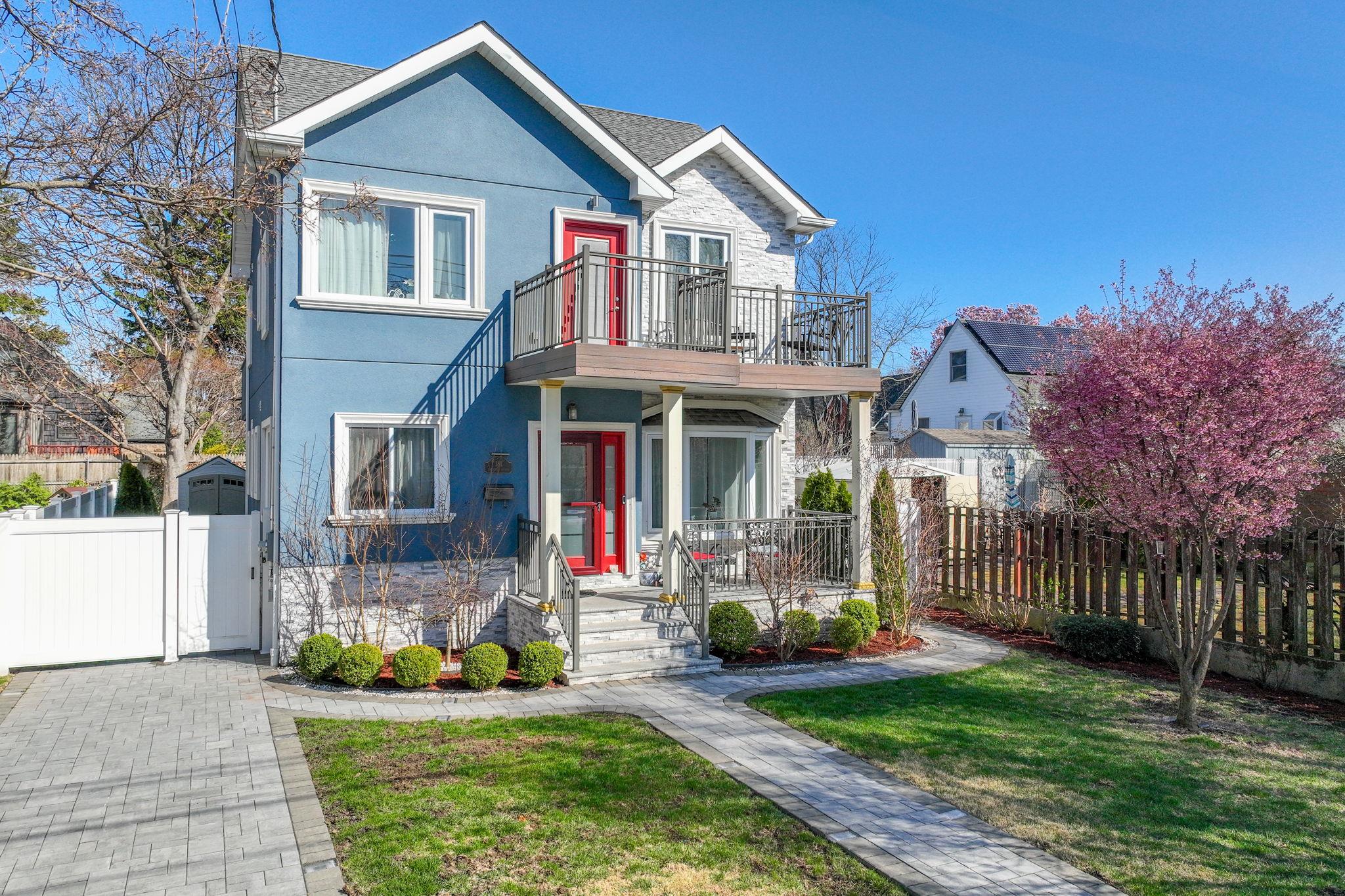 10302 Real Estate Listings Main Image