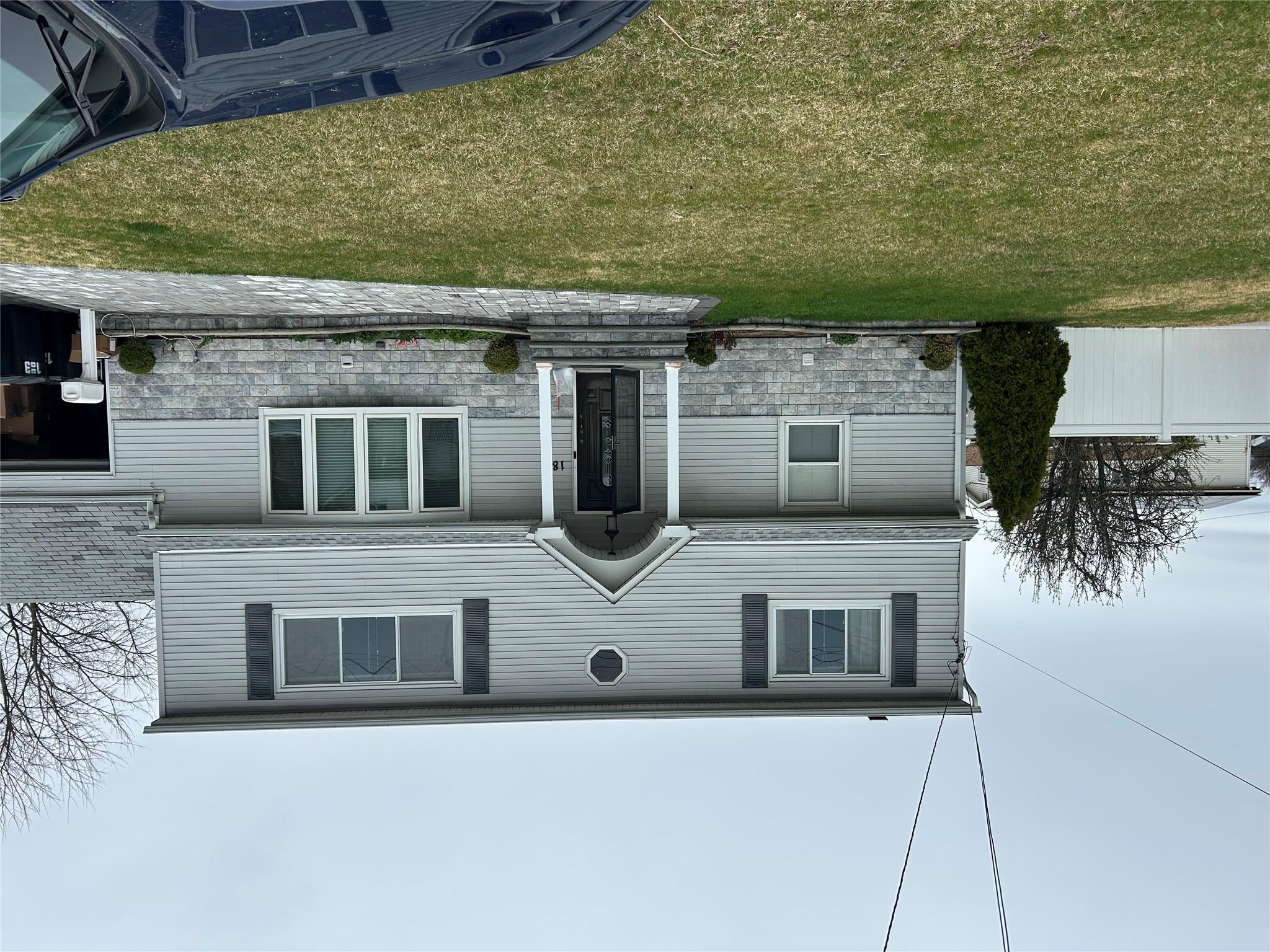 183 Seward Street Property Photo