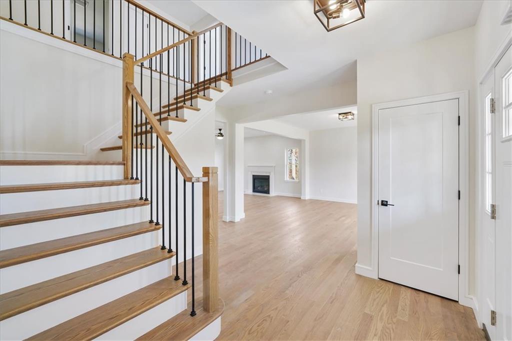 7 Morrow Court Property Photo 2