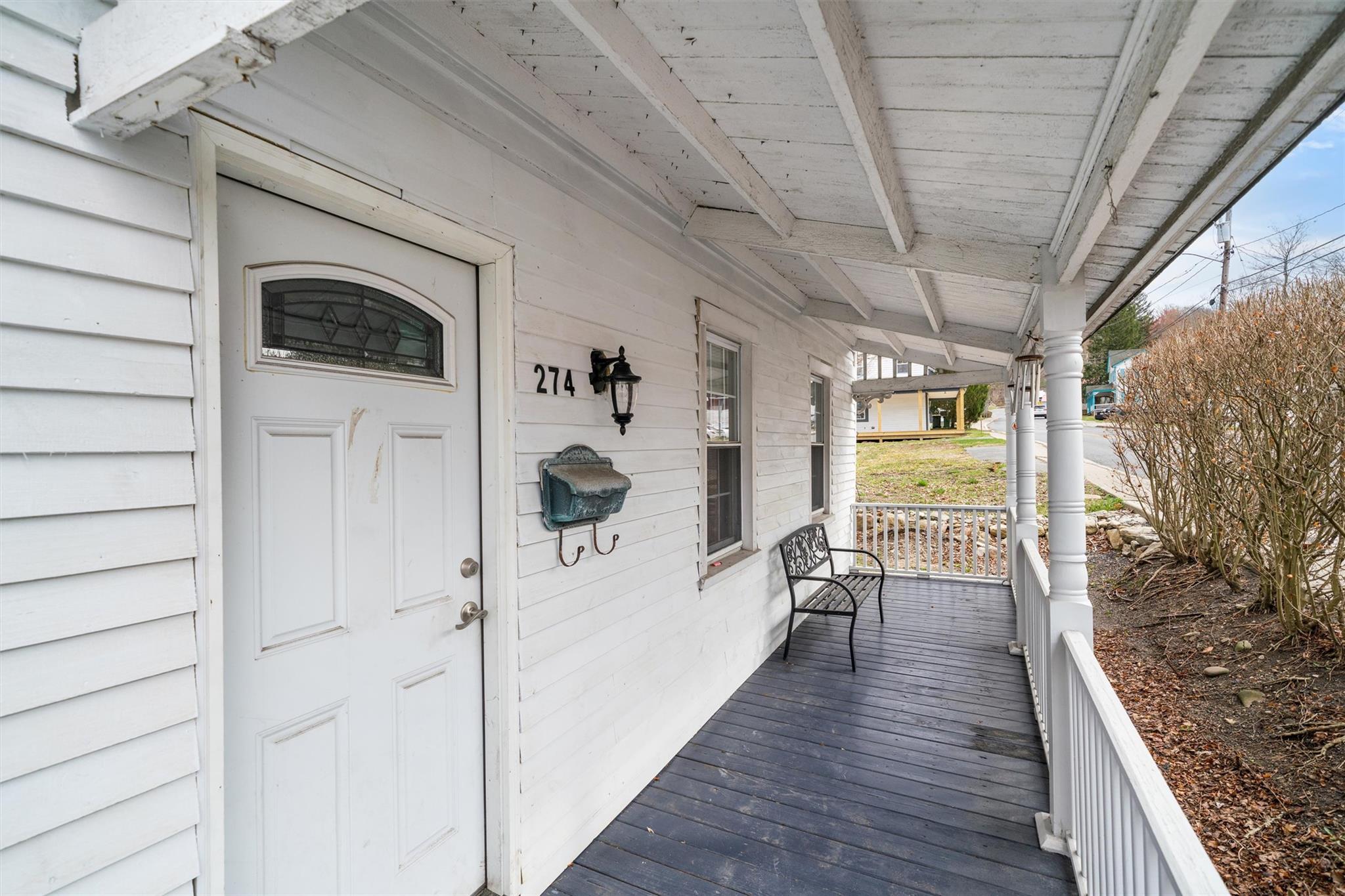 274 Canal Street Property Photo 4