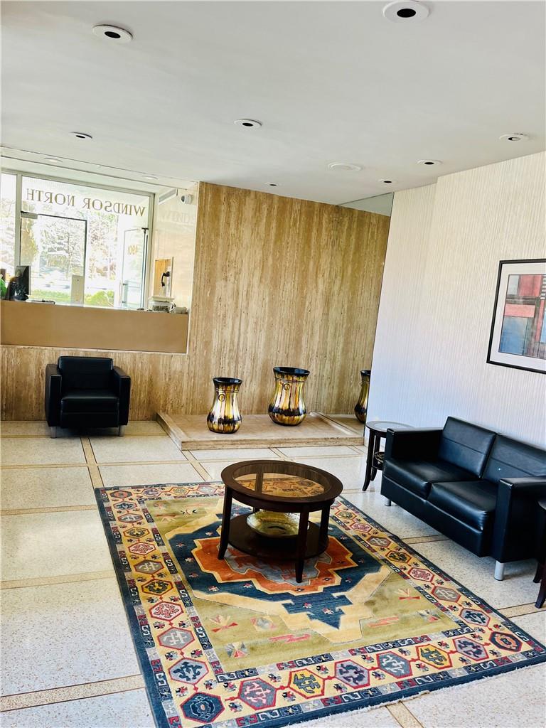 4901 Henry Hudson Parkway 9f Property Photo 3