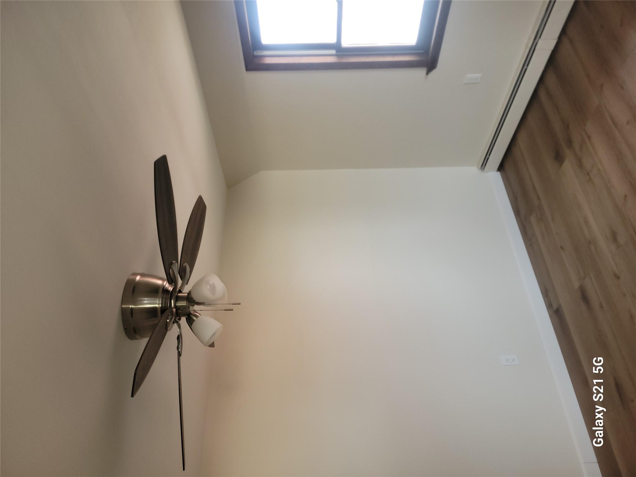 47-52 190 Property Photo 12