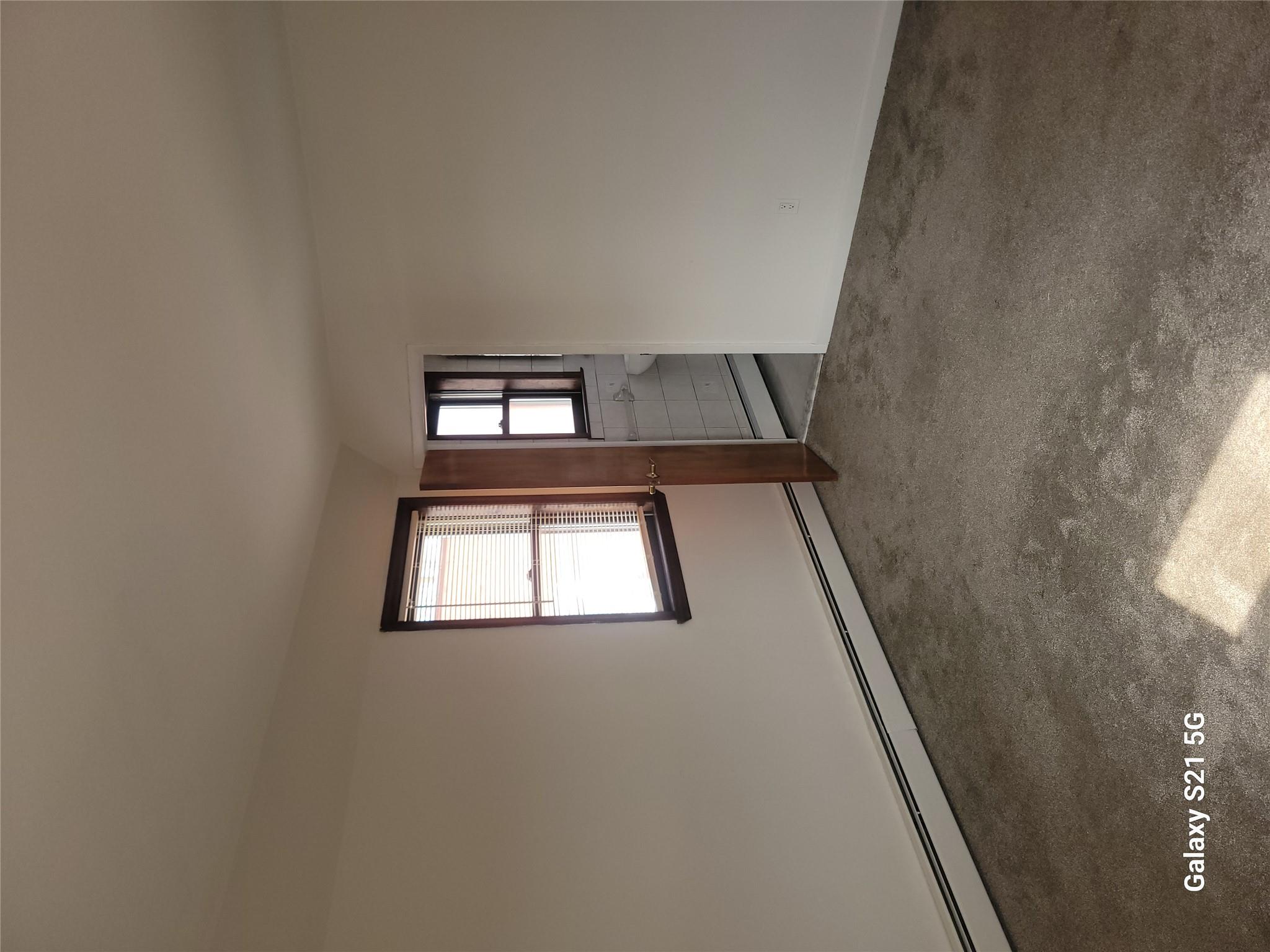 47-52 190 Property Photo 16