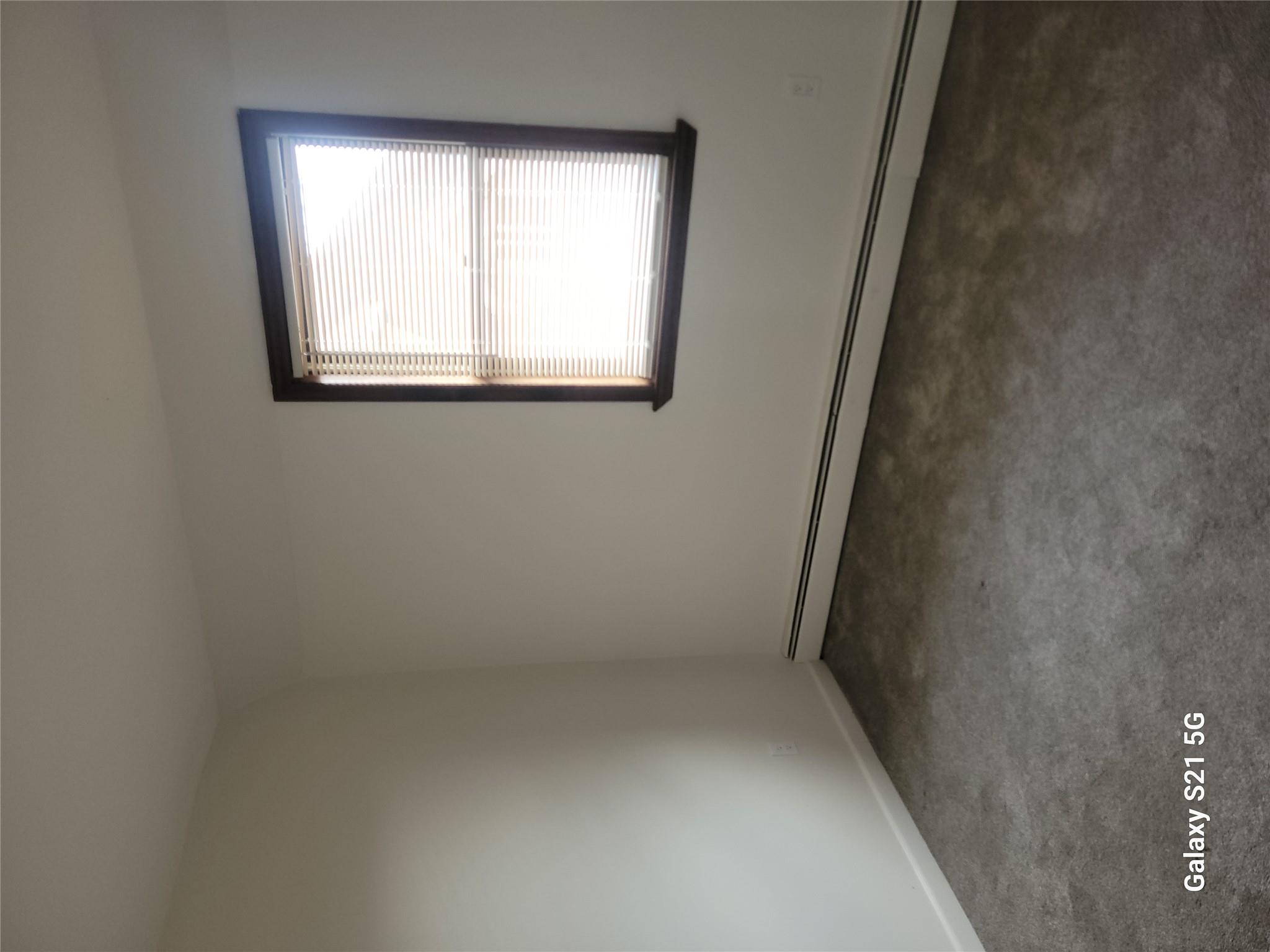 47-52 190 Property Photo 24