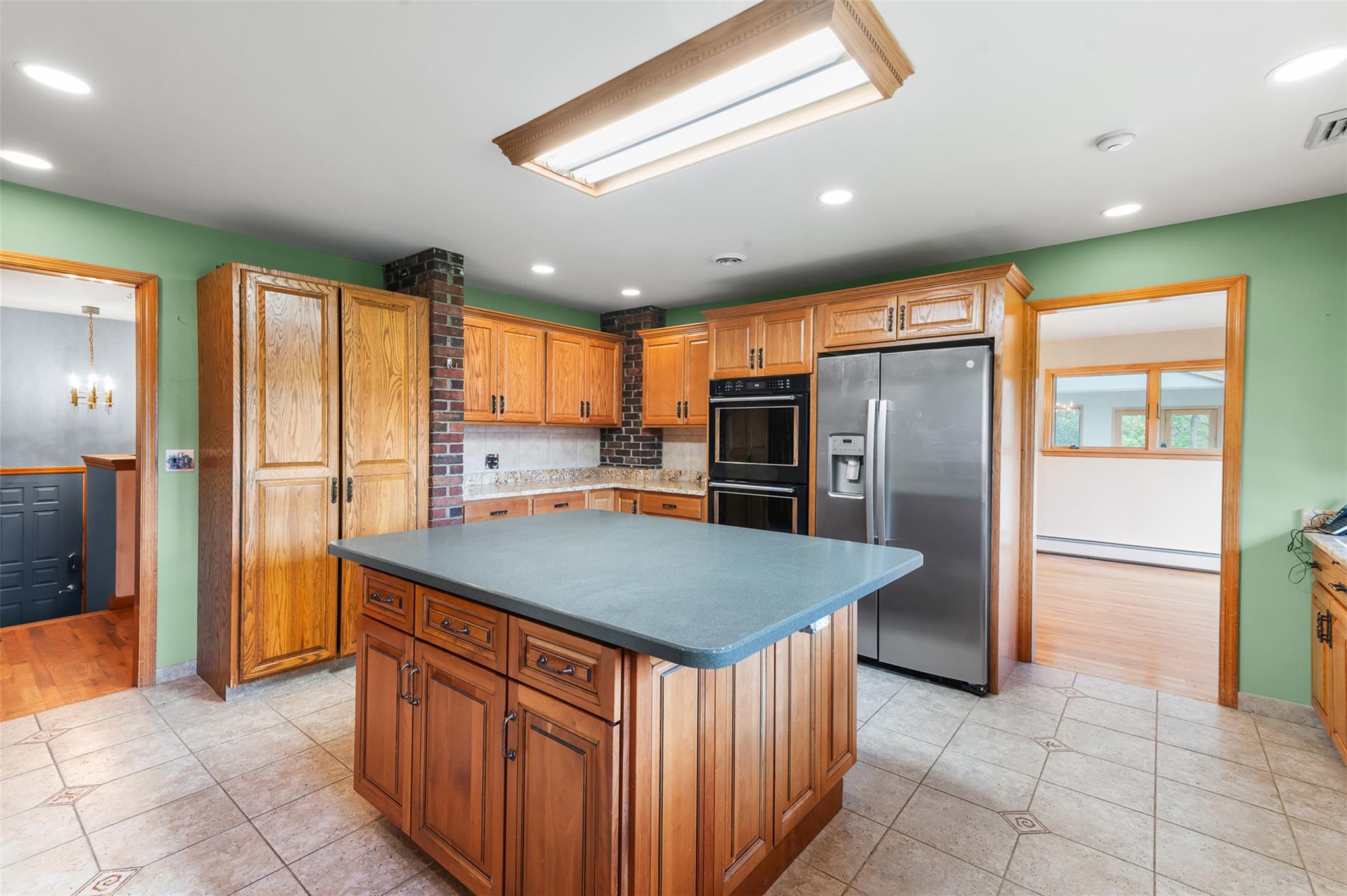 370 Forest Road Property Photo 19