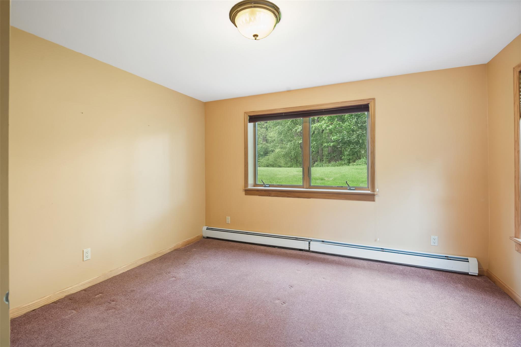 370 Forest Road Property Photo 34