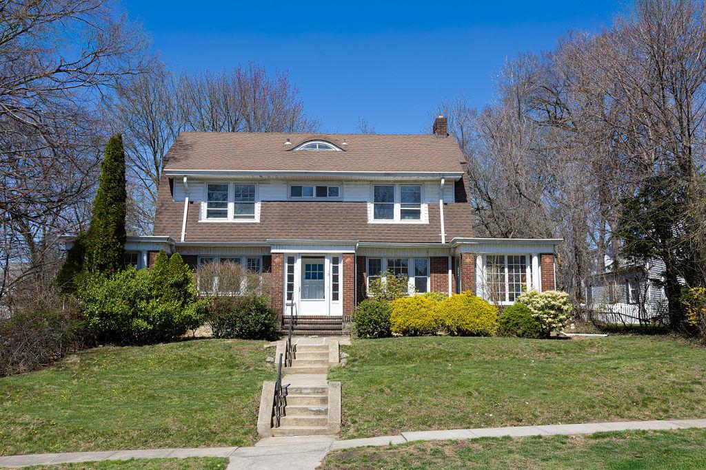 19 Bon Air Ave Property Photo
