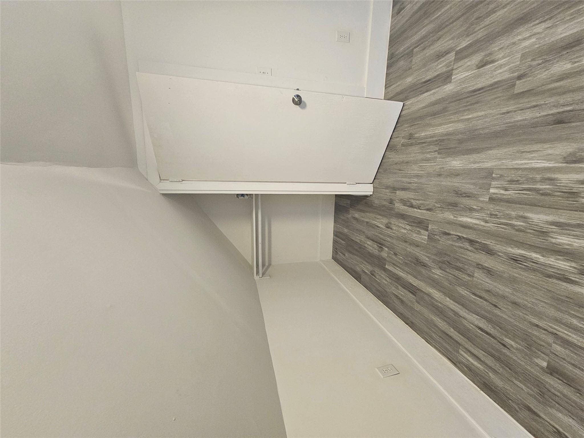 648 Lybolt Road Property Photo 19