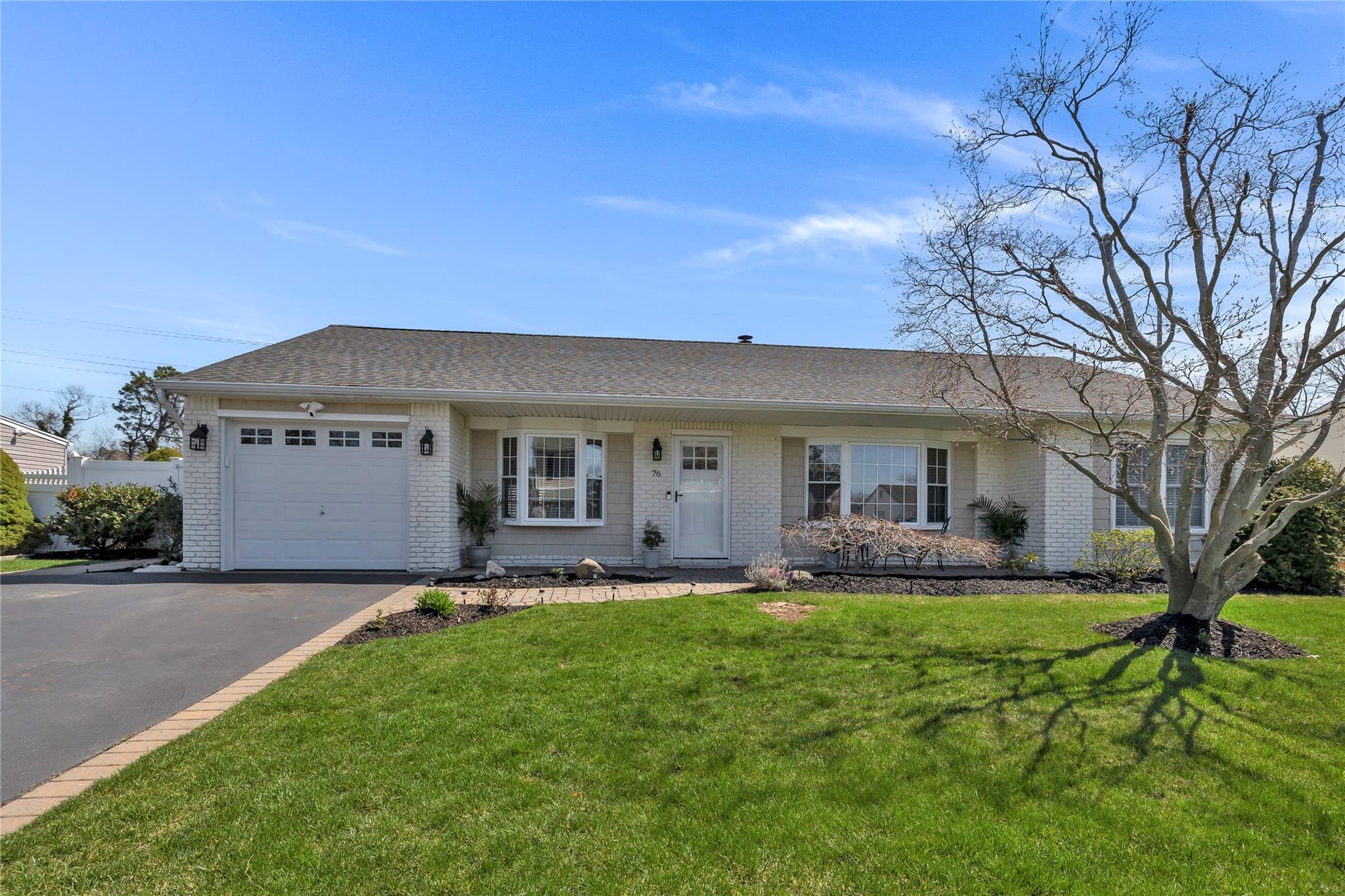 76 Sequoia Way Property Photo