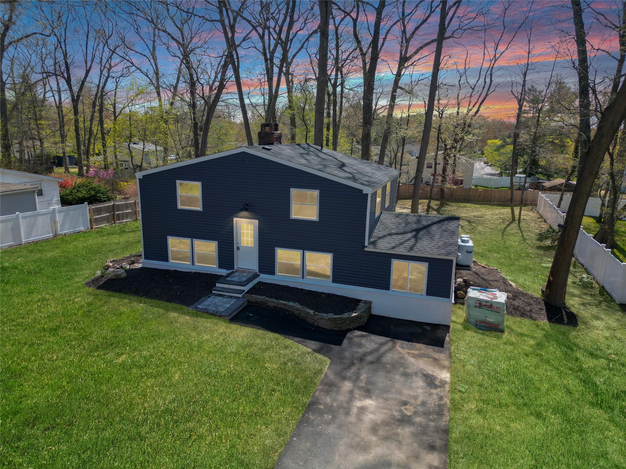 81 University Heights Drive Property Photo