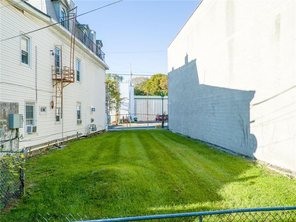 69 Main Street Property Photo