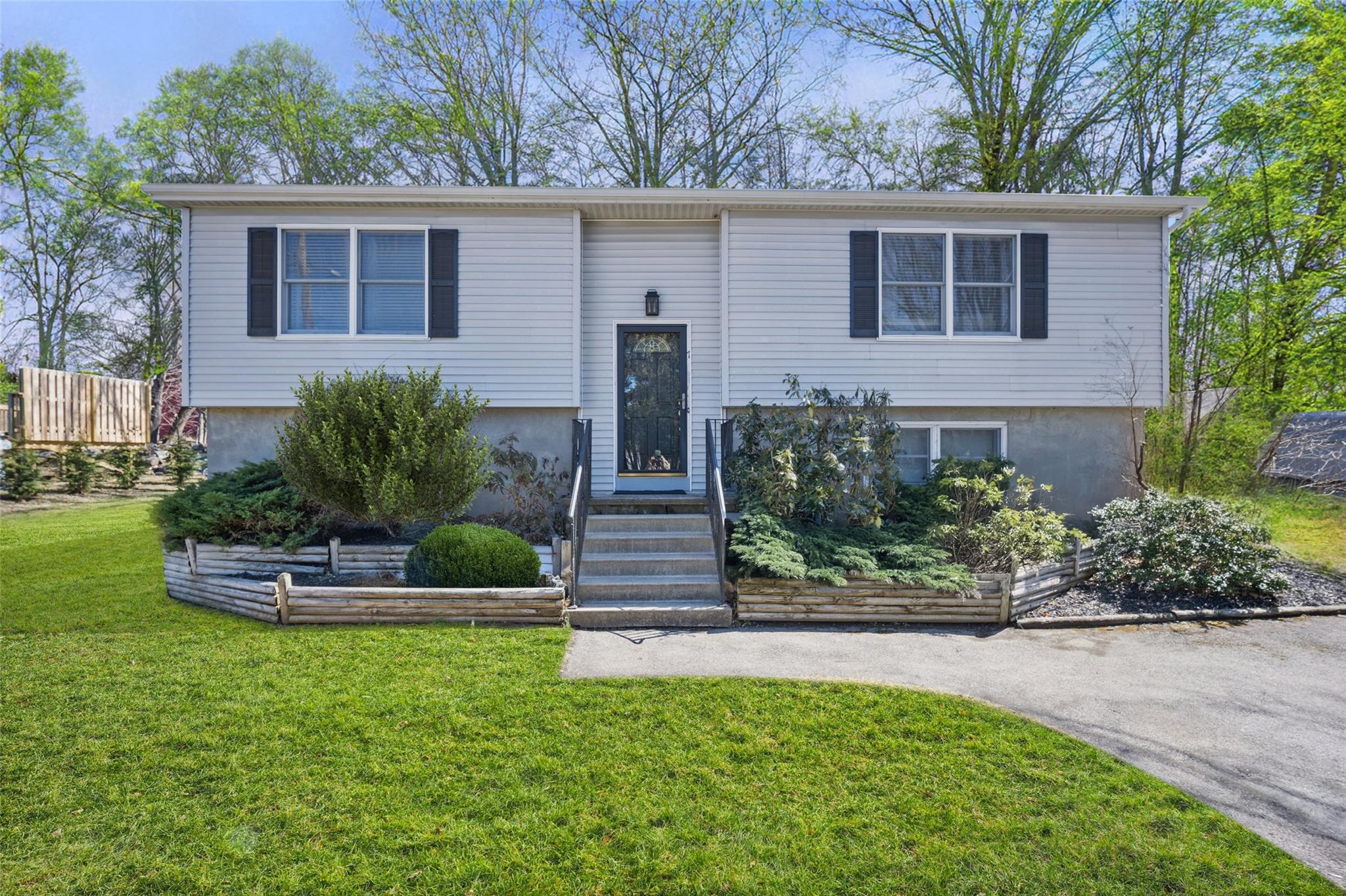 7 Dirks Terrace Property Photo