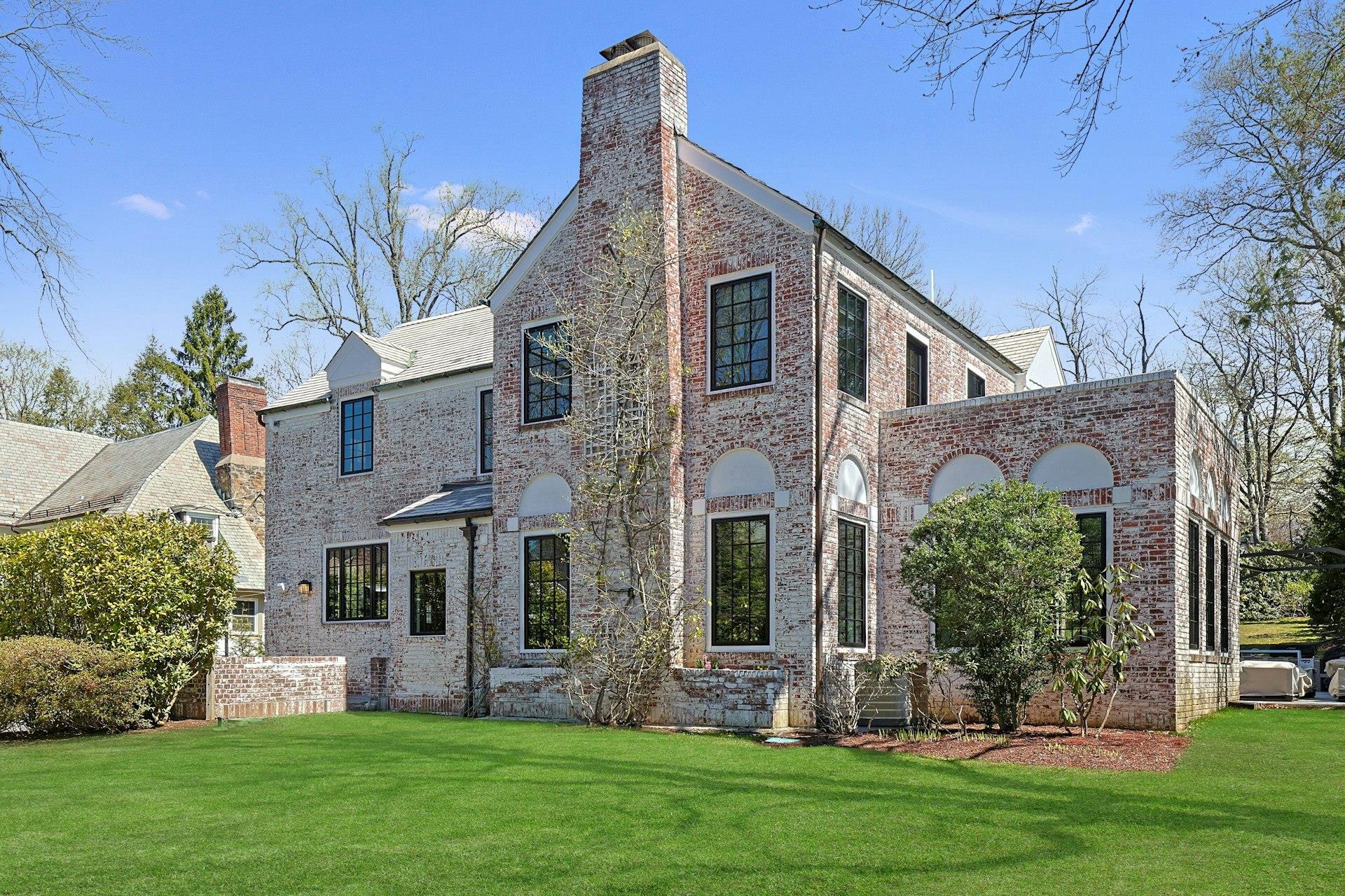 165 Valley Road Property Photo