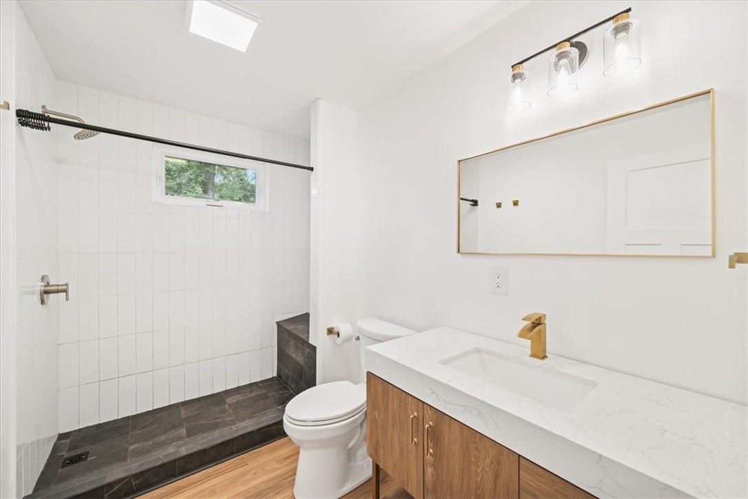 15 Lincoln Road Property Photo 12
