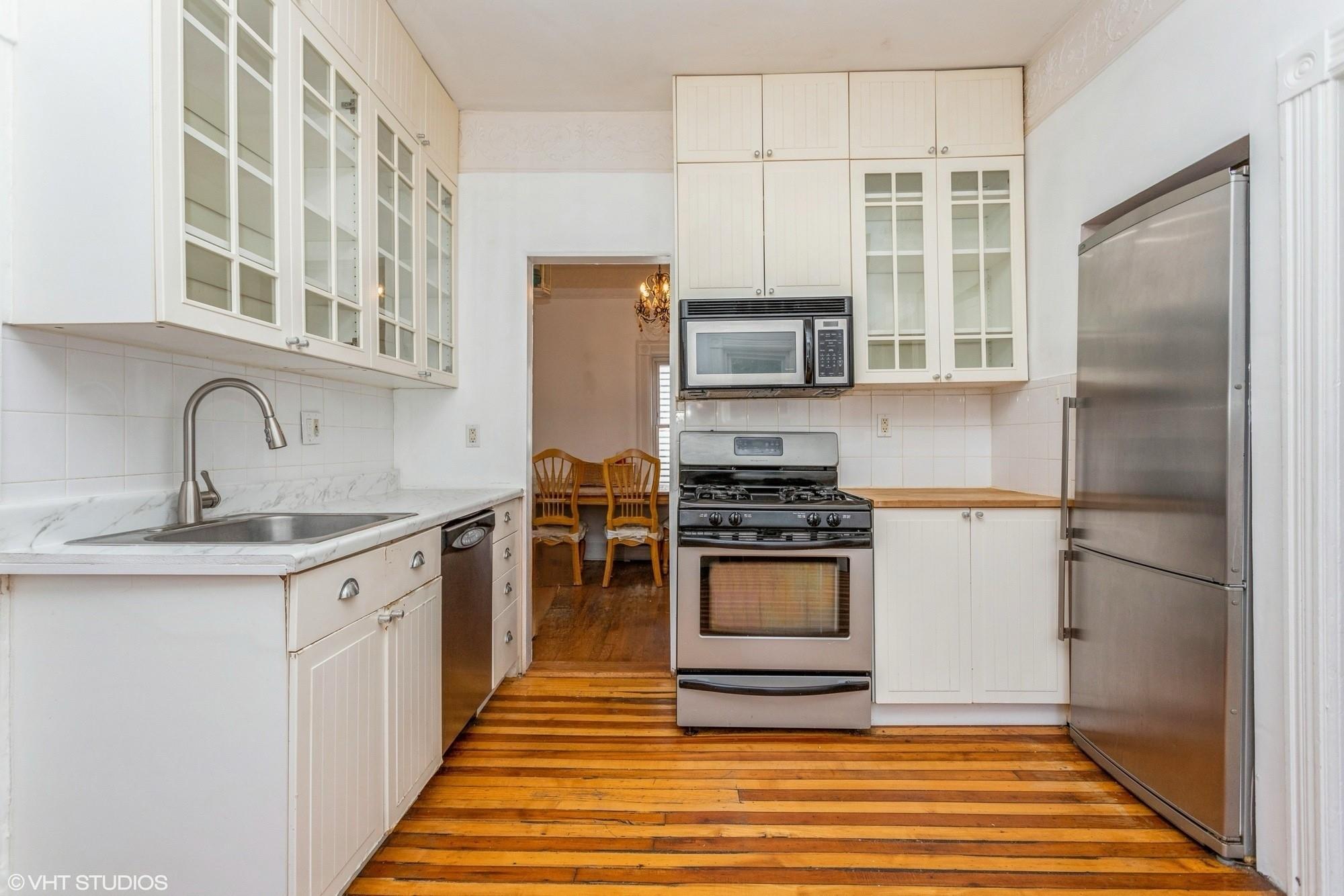 48 Vermont Avenue Property Photo 8