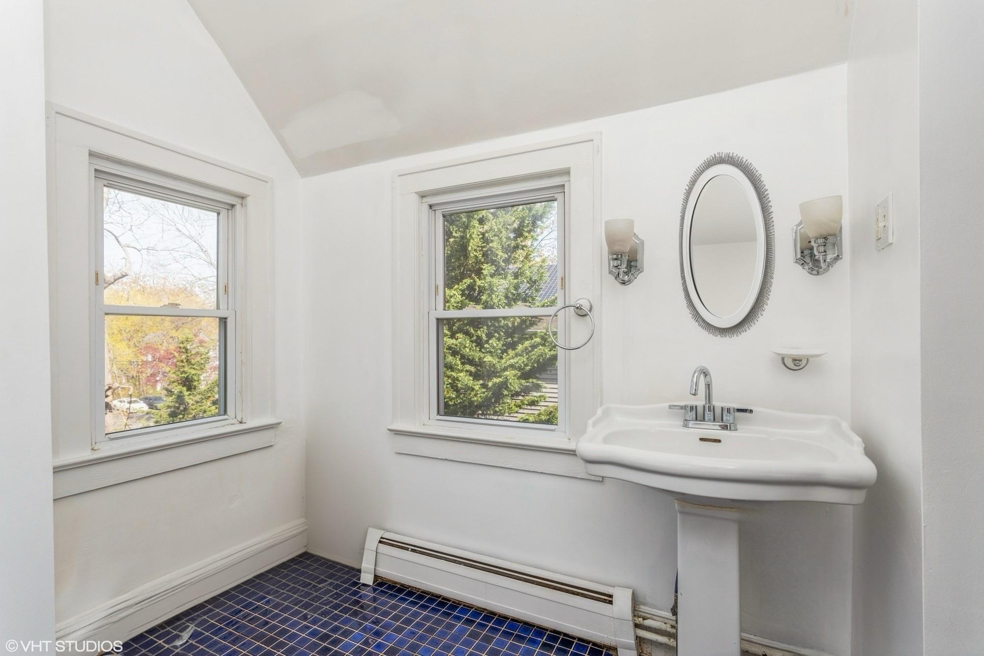 48 Vermont Avenue Property Photo 17