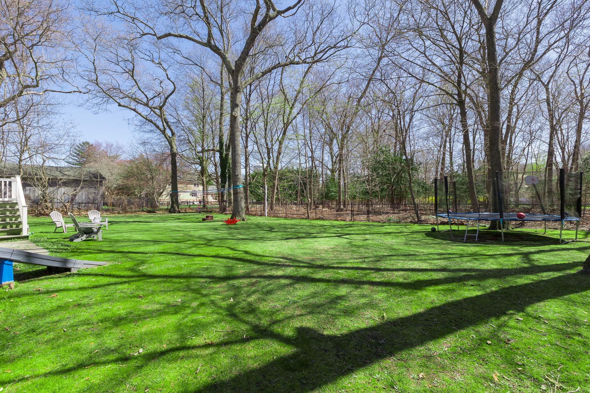 24 Oak Street Property Photo 6