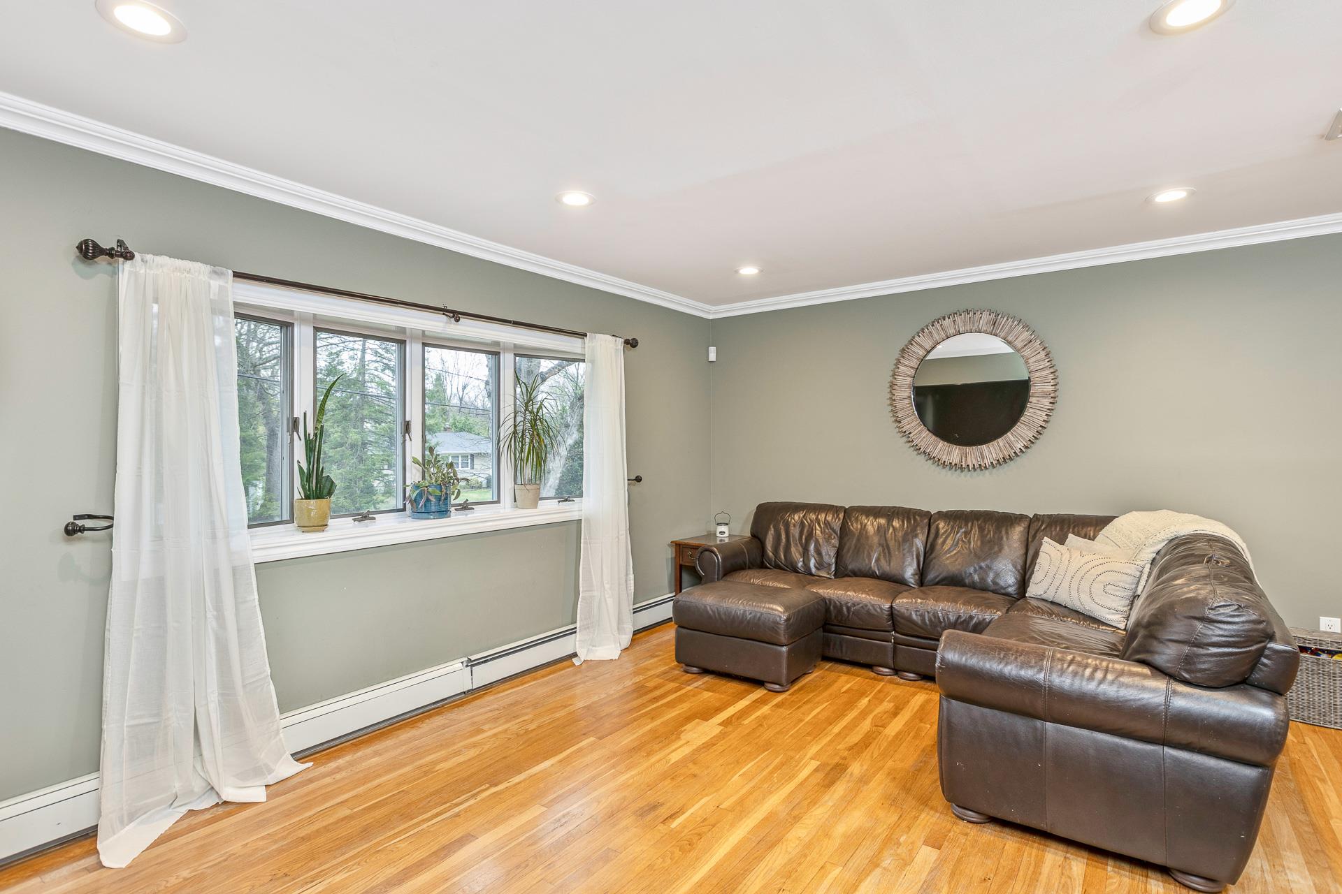 24 Oak Street Property Photo 15